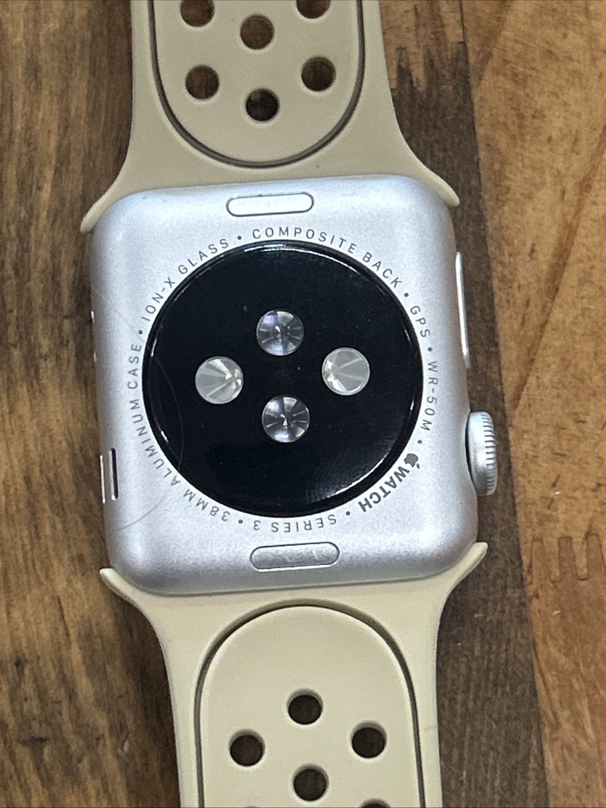 Apple Watch Series 3 38mm Aluminium Case Sand Sport Band GPS WR-50M