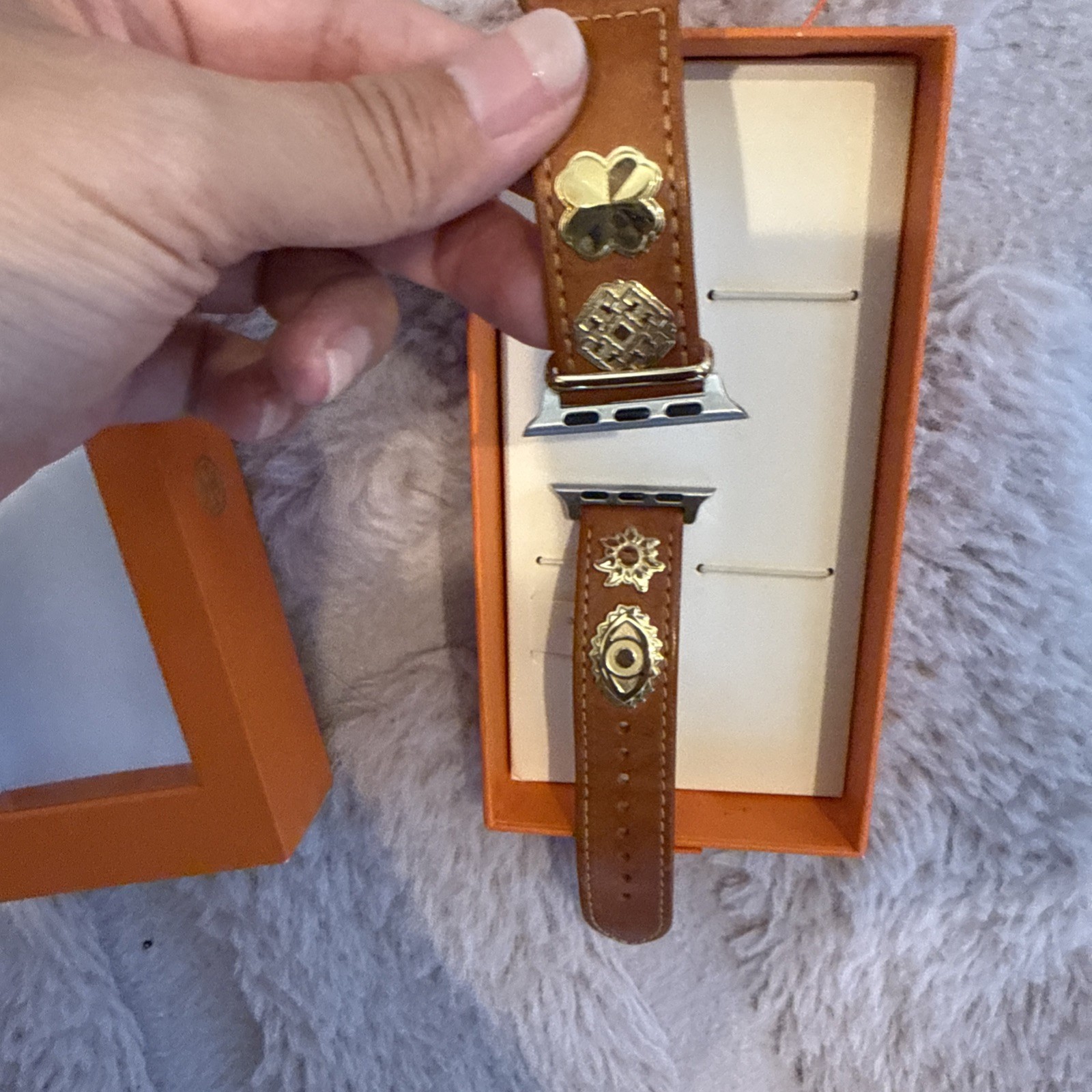 Tory Burch Woman’s leather band 38