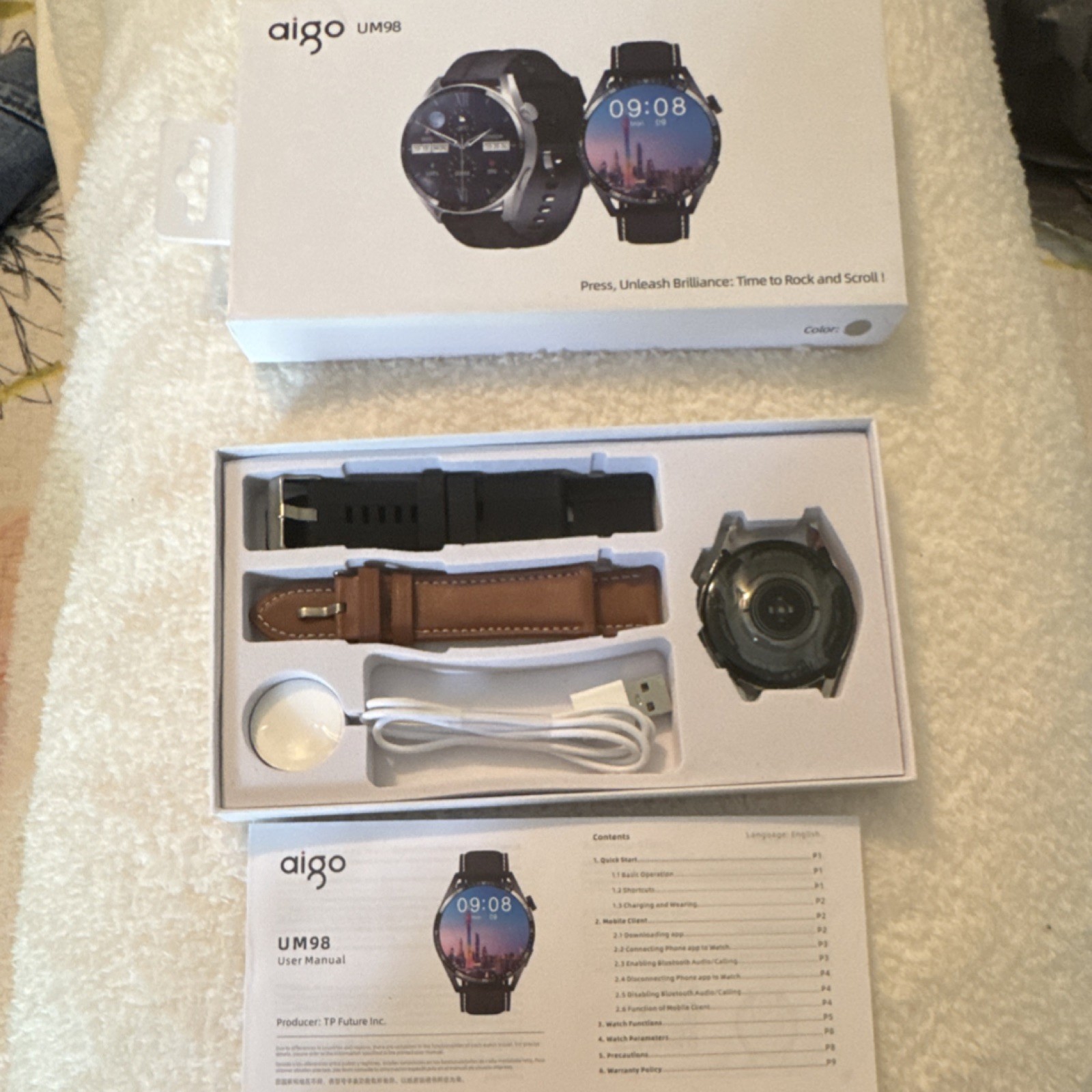 aigo UM98 Smartwatch 45mm Silver Metal Case, Black Leather Band, BT iOS/Android