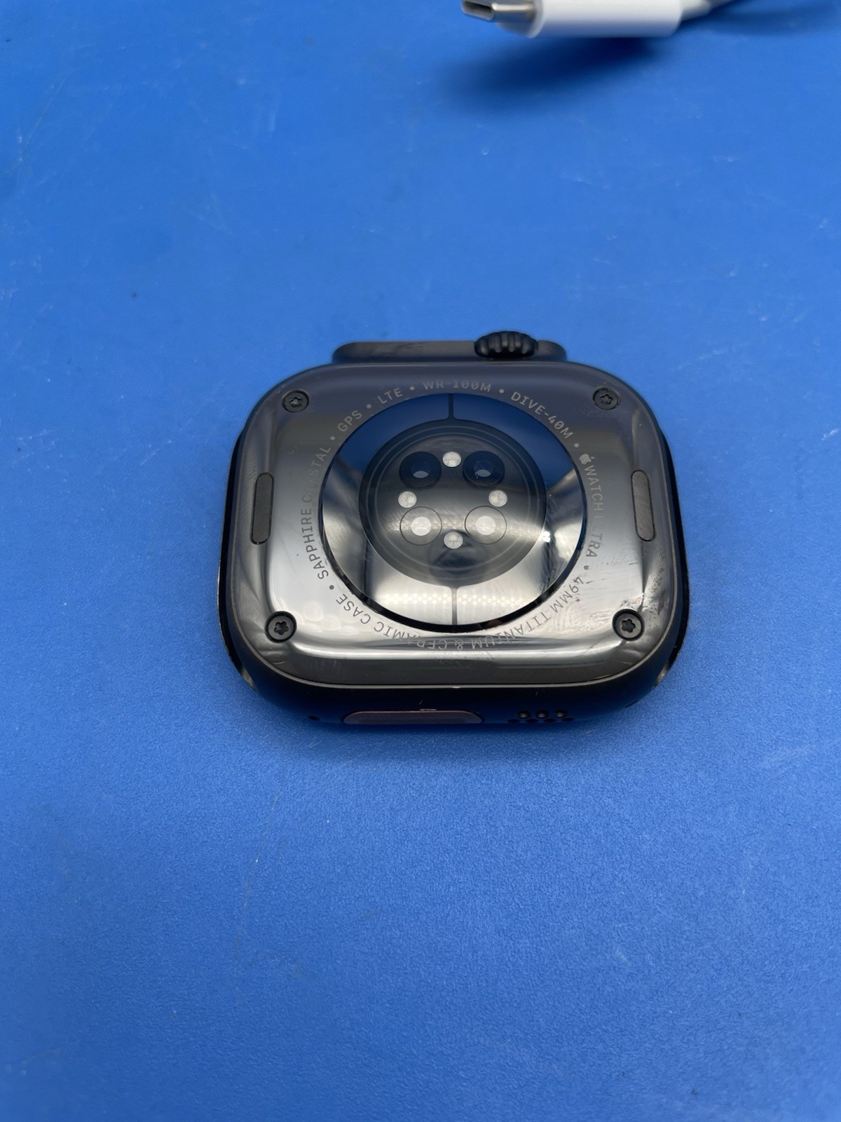 Apple Watch Ultra 2 Black Titanium Unlocked 100% Battery
