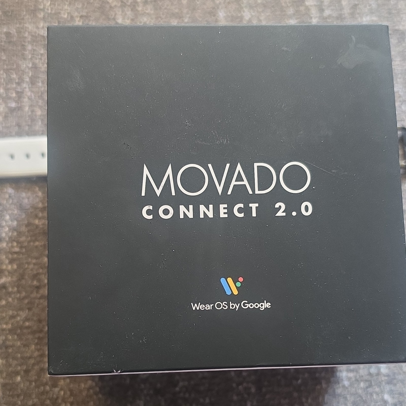 Movado Connect 2.0 40mm Gold Stainless Case White Silicone Band Wear OS 8GB