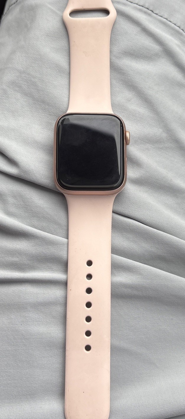 Used Apple Watch Series 6 (GPS + LTE) 40mm Rose Gold Aluminum with Pink Band (C)