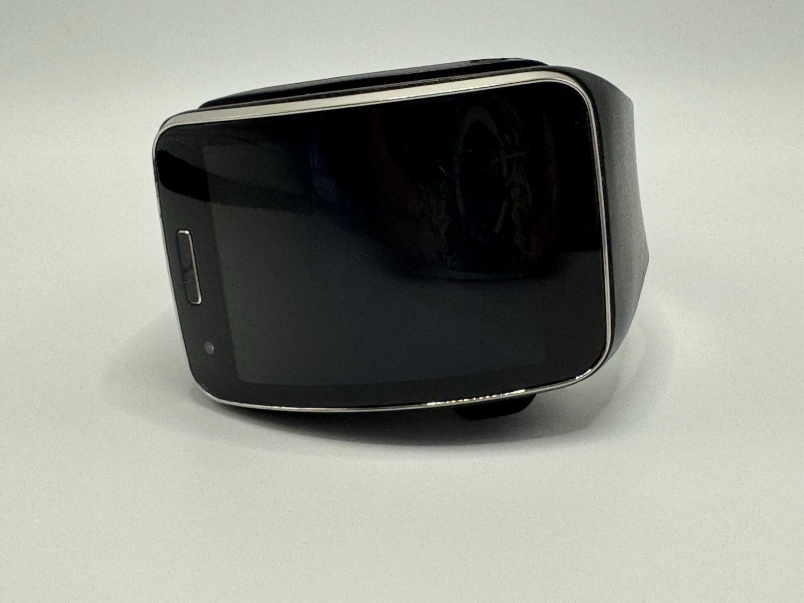 Vintage 2014 Samsung Gear S SM-R750A Smartwatch Galaxy Gear S SM-R750 Black Case