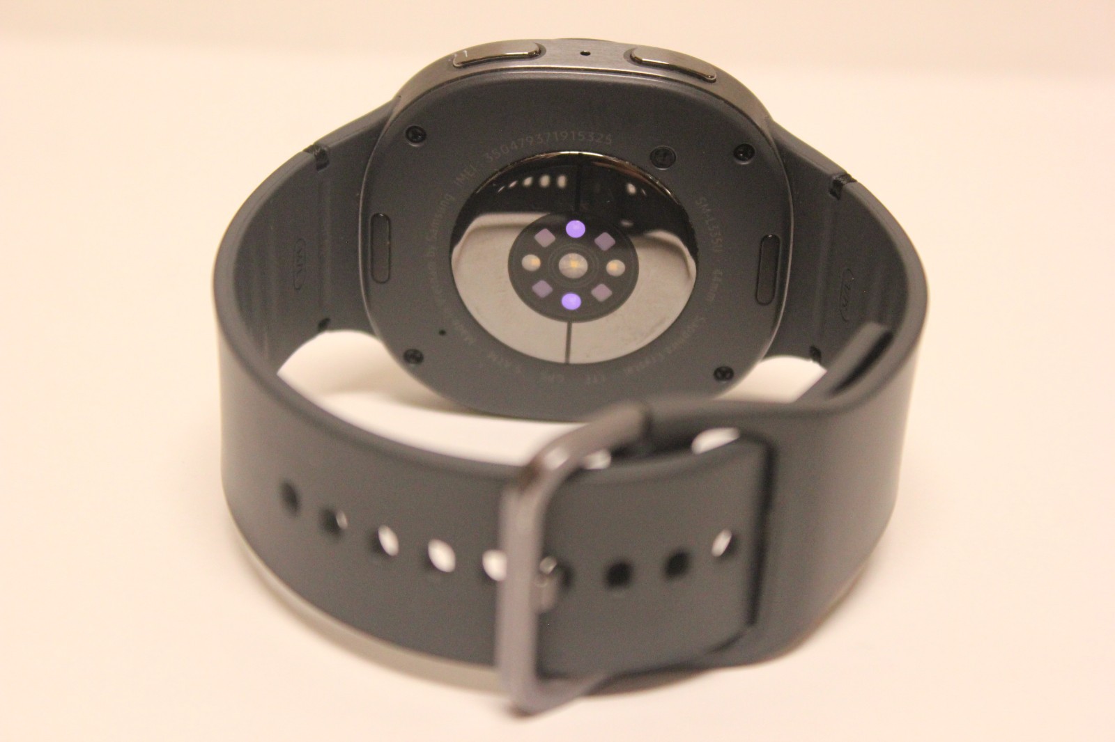 Unlocked Samsung Galaxy Watch8 Armor Aluminum SM-L335U E3B4