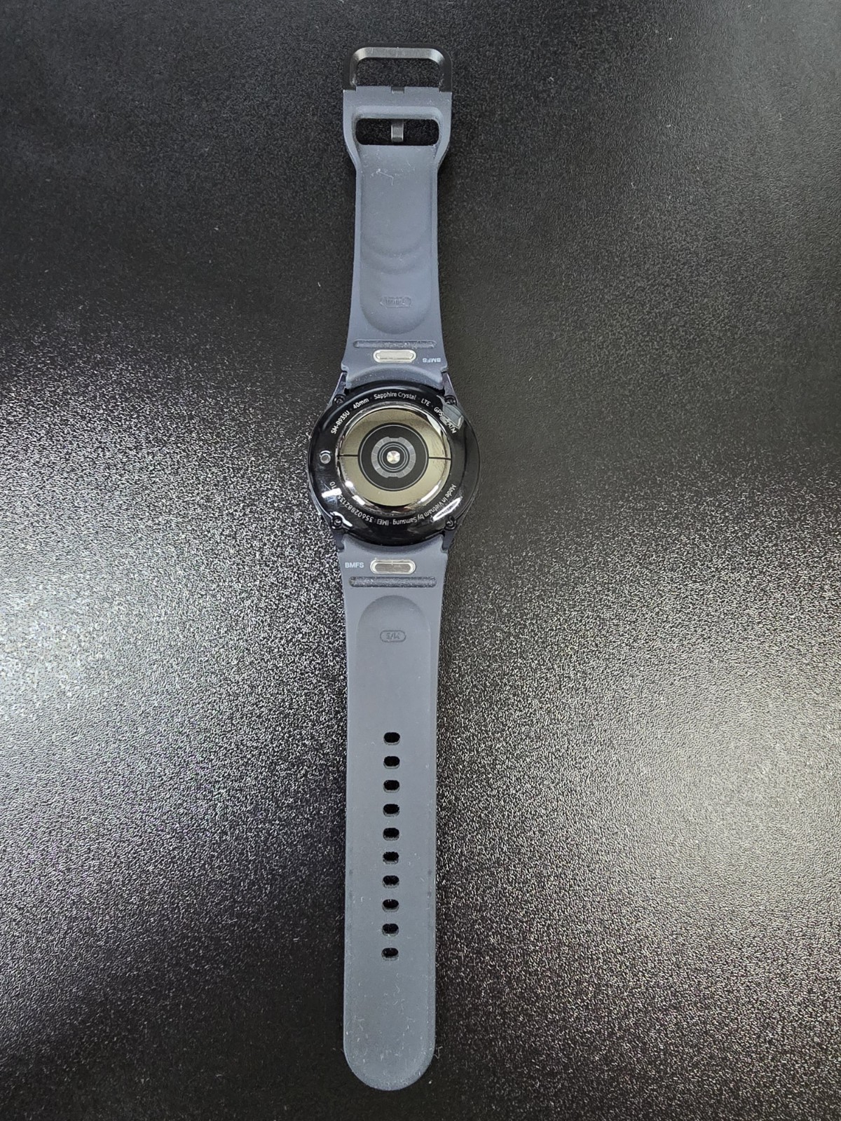 Samsung Galaxy Watch6 44mm WiFi + Bluetooth + Cellular R940 / R945 – Unused