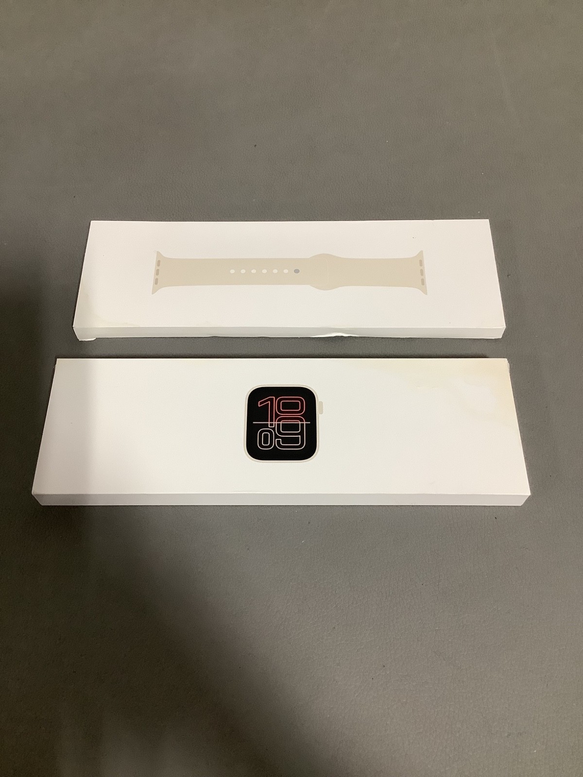 Apple Watch SE 3 40MM Starlight Aluminum(GPS+Cellular)- (DC67QK3PV7)