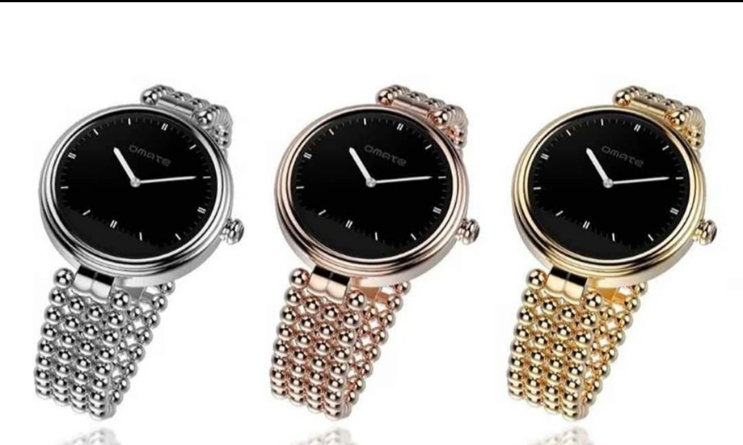 Omate Lutetia smartwatch Compatible with both iOS and Android Silver Brand New