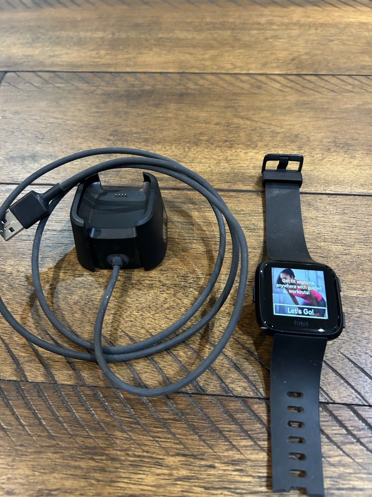 Fitbit Versa 2 40mm Black Silicone Band Smartwatch Bluetooth 4GB