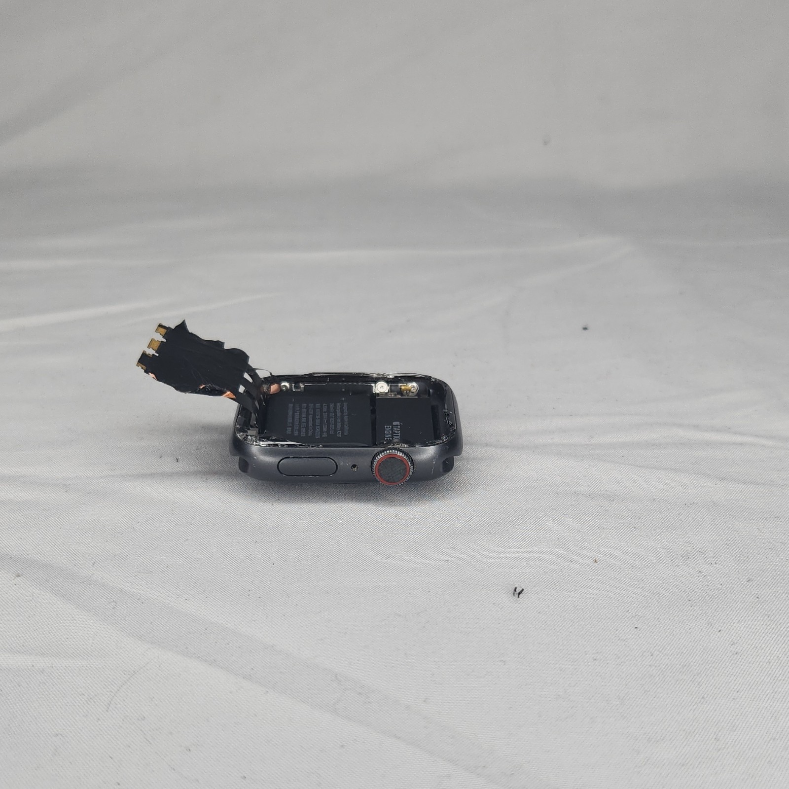 Apple Watch Series 5 Cellular LTE For Parts Repair AS-IS Not Working Smartwatch