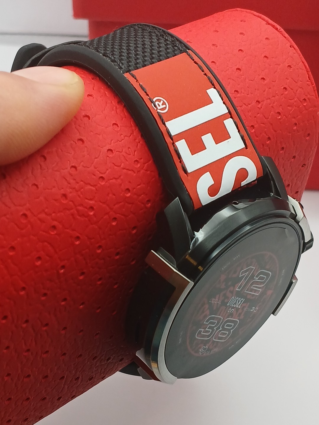 Mens Smartwatch DIESEL GRIFFED DZT2041 Silicone Canvar Black Red GEN 6