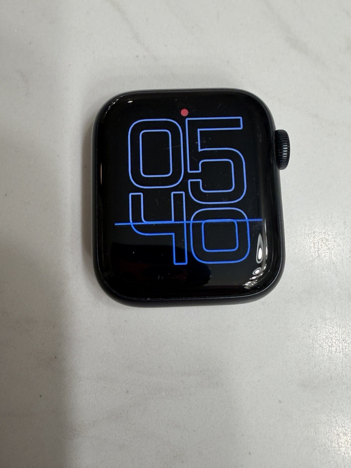 Apple Watch SE (2022) 40mm Midnight Aluminum Case with Sport Band, S/M (GPS +…
