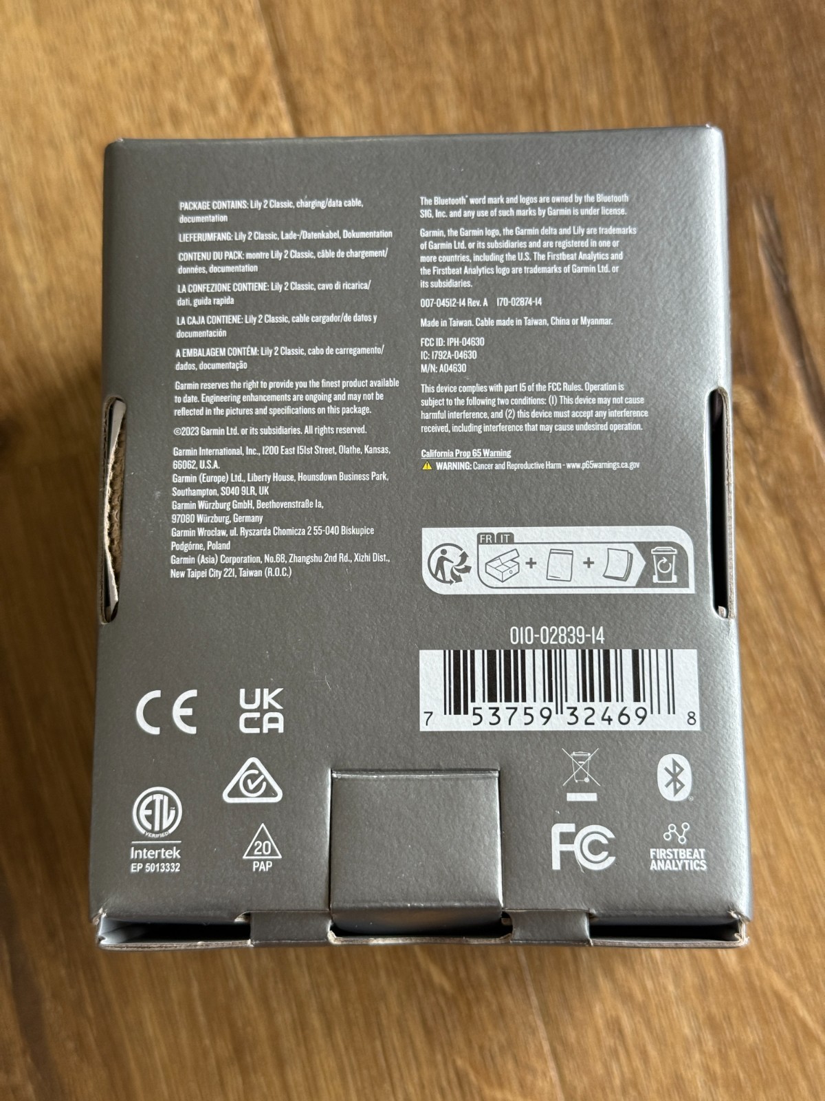 Garmin Lily 2 Classic Cream Gold Smartwatch in Original Box Excellent Condition