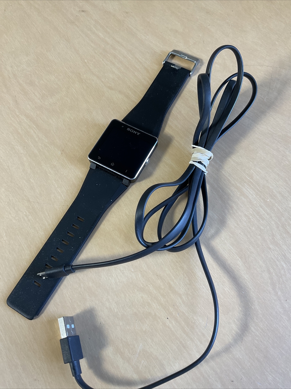 NICE! Sony Smart Watch SW2 For Android Bluetooth with Charging Cord