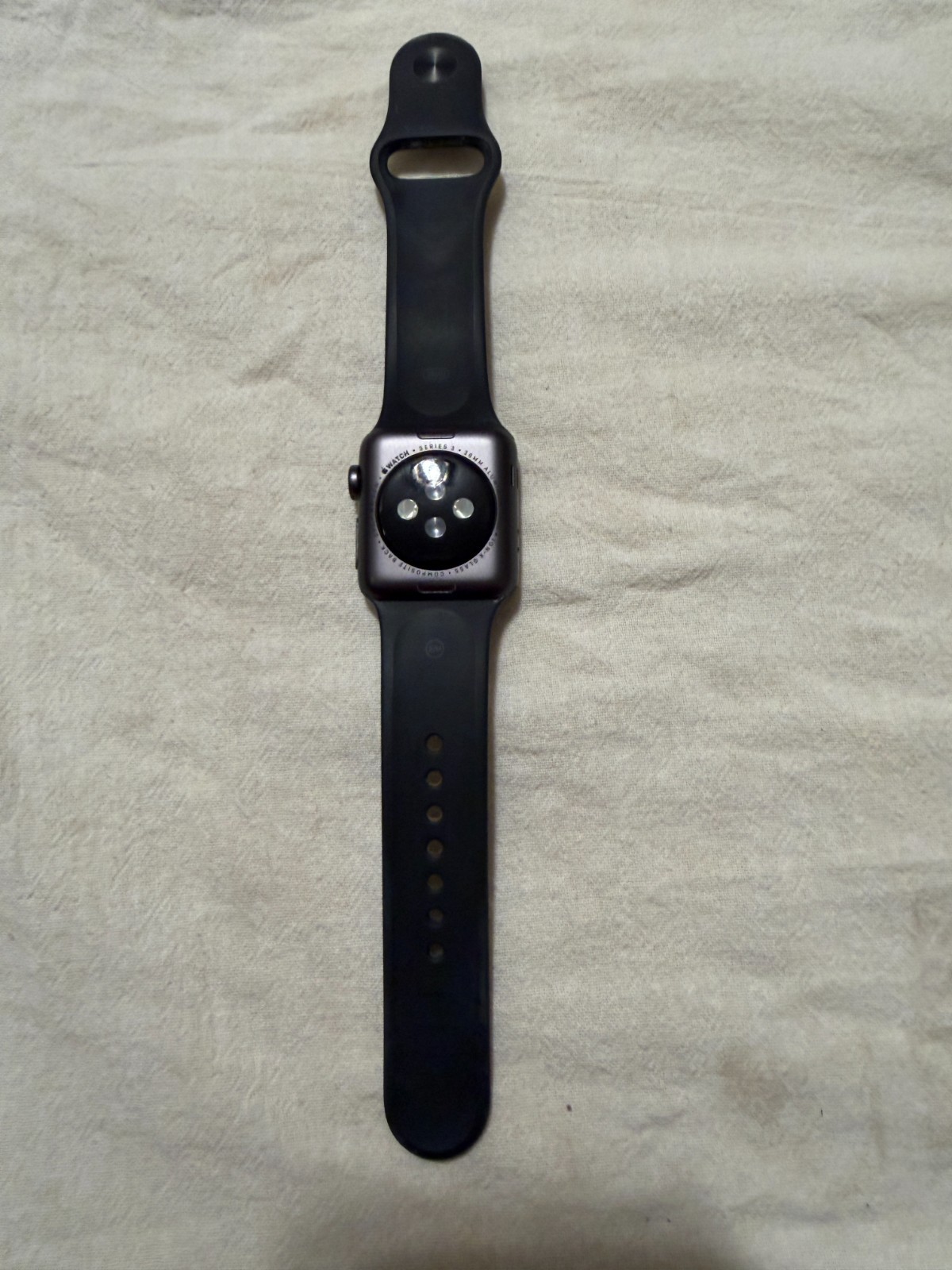 Apple watch series 3 black sport band 38mm case clean good condition