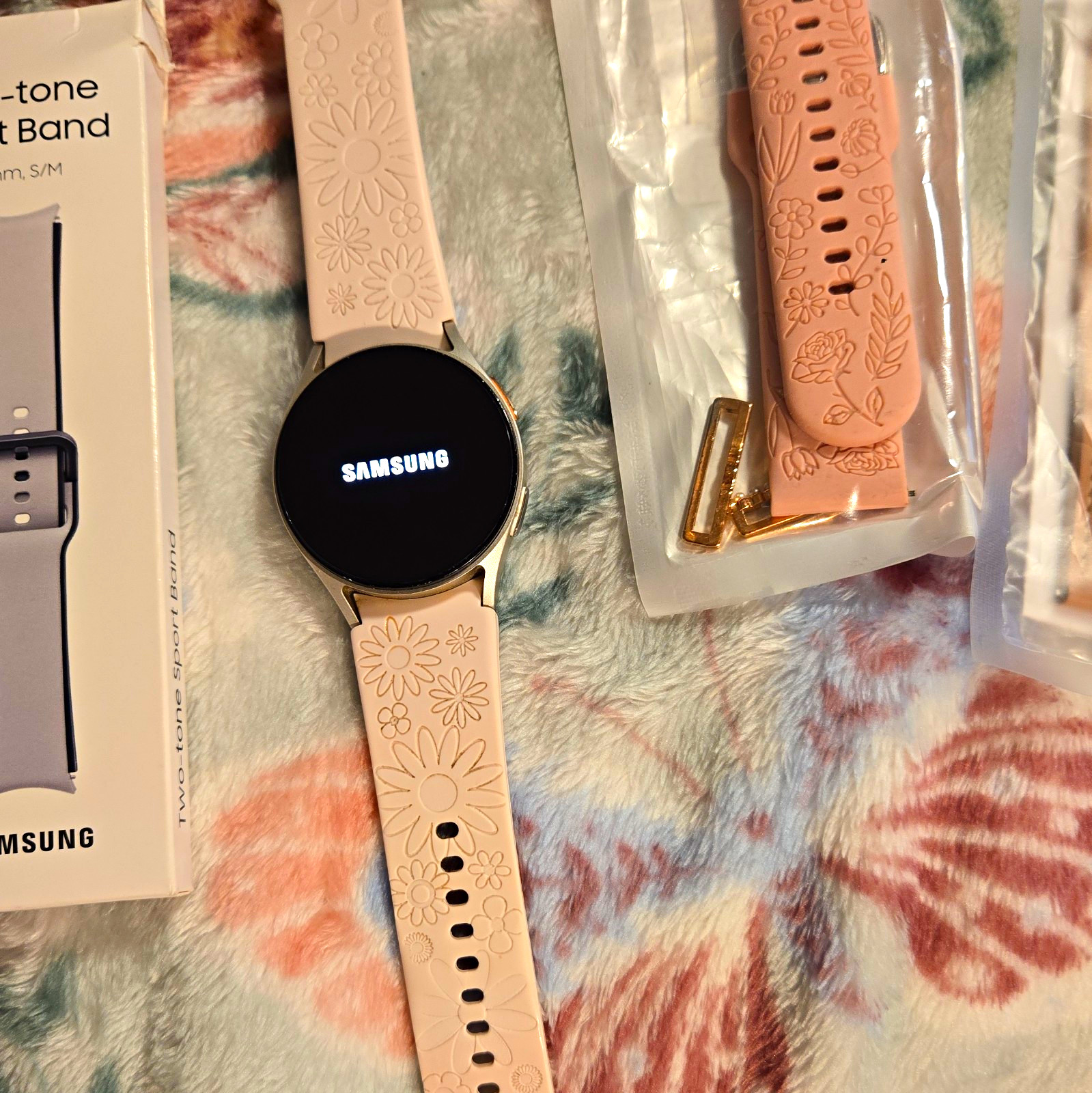 Samsung Galaxy Watch7 40mm Silver GPS Sapphire 5 ATM 32GB Wear OS Pink Band