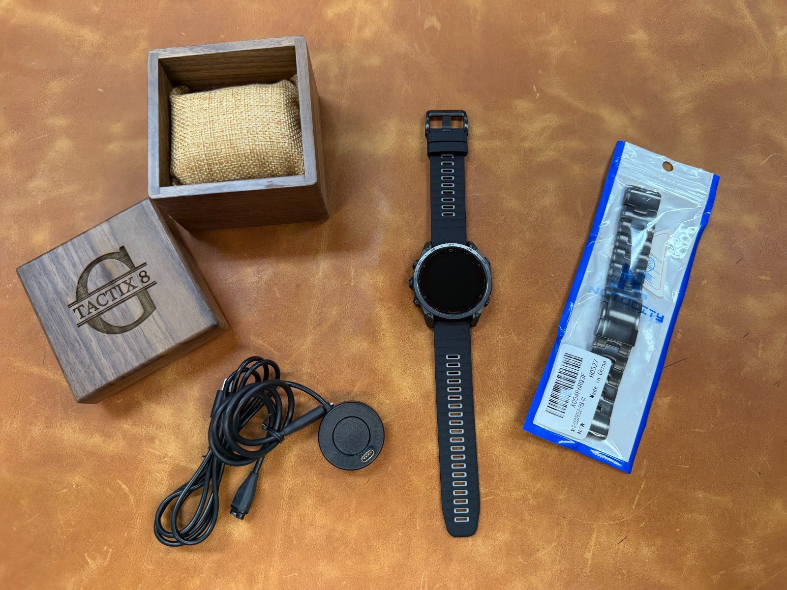 Garmin tactix 8 AMOLED 47mm AB Ultralight Sapphire Titanium 010-03405-00 LN