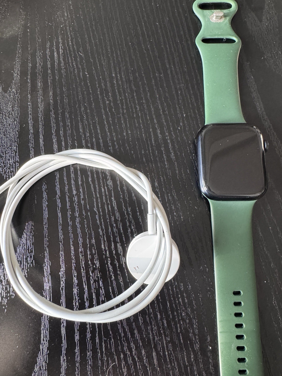 Apple Watch Series 9 45mm Aluminum Case w/ Extra Bands