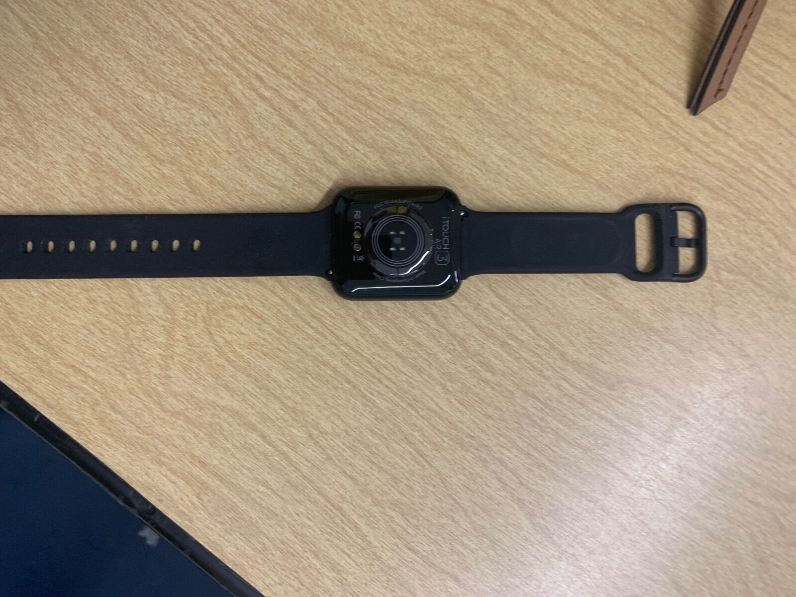 iTouch Air 3 Smartwatch 40 mm Black Aluminum Case with Black Sport Band -…