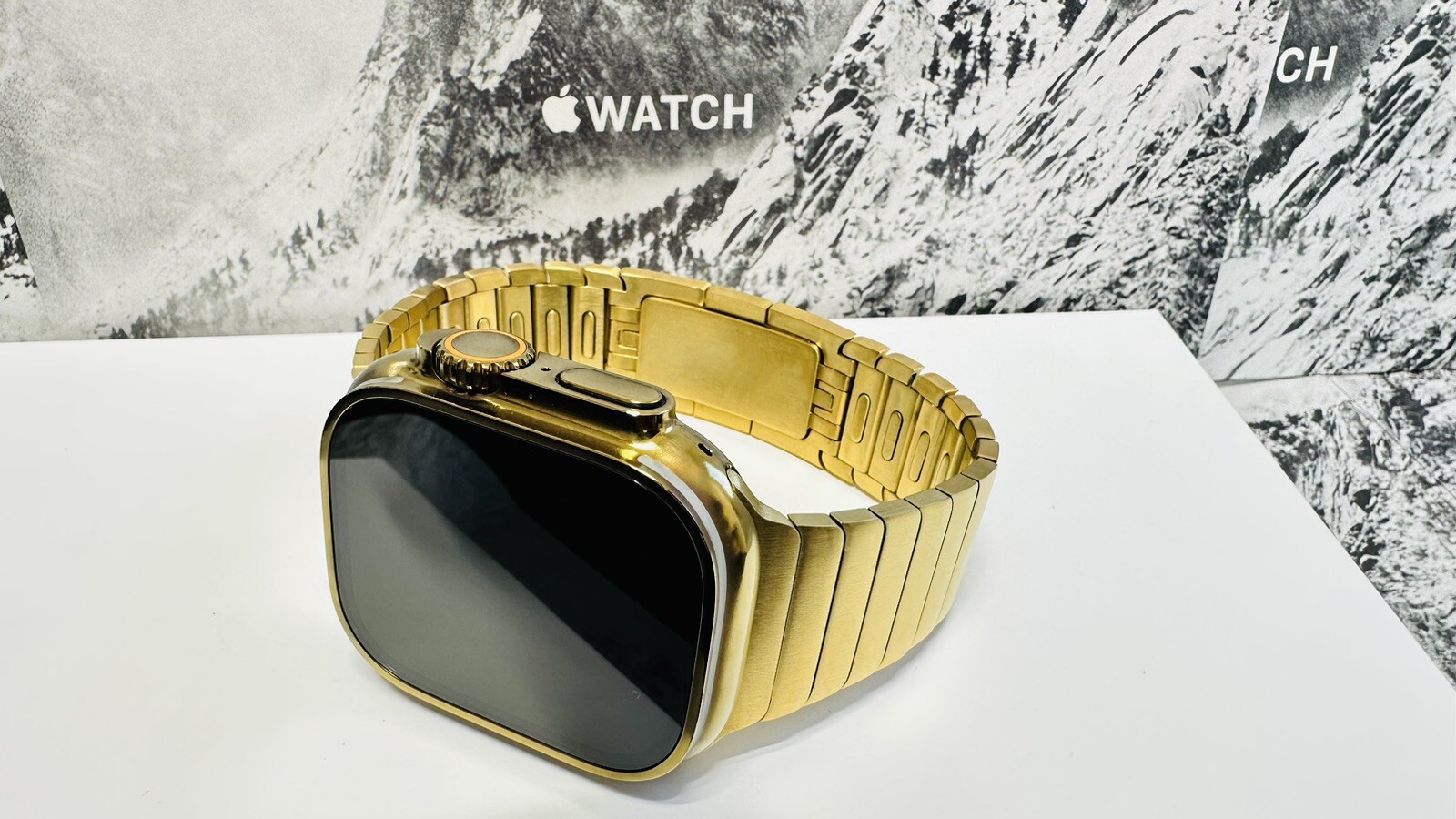 Apple Watch ULTRA 3 49mm GOLD Anodized Titanium Gold Plated Band Free White Spor