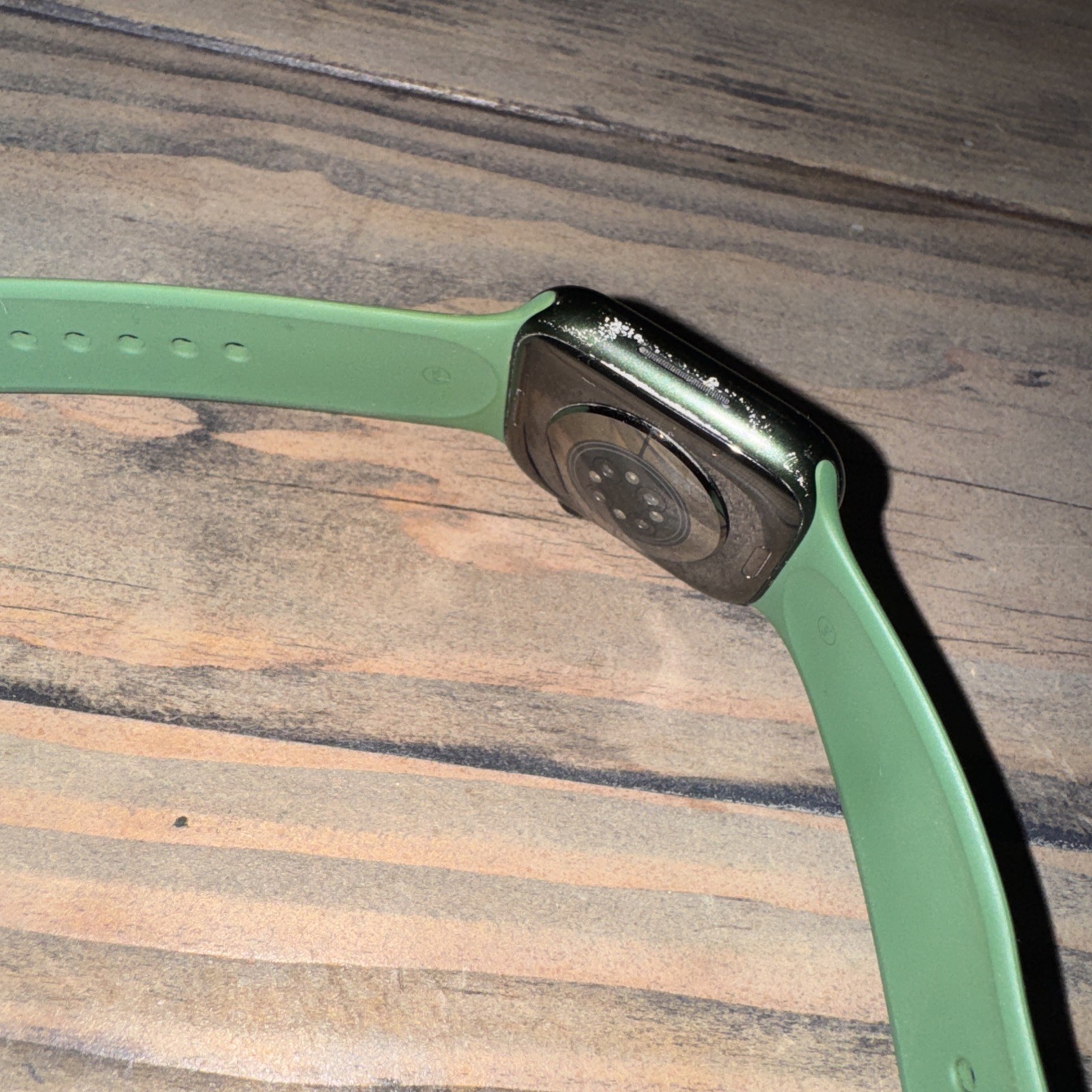 Apple Watch Series 7 45mm Green Aluminum Case Clover Sport Band