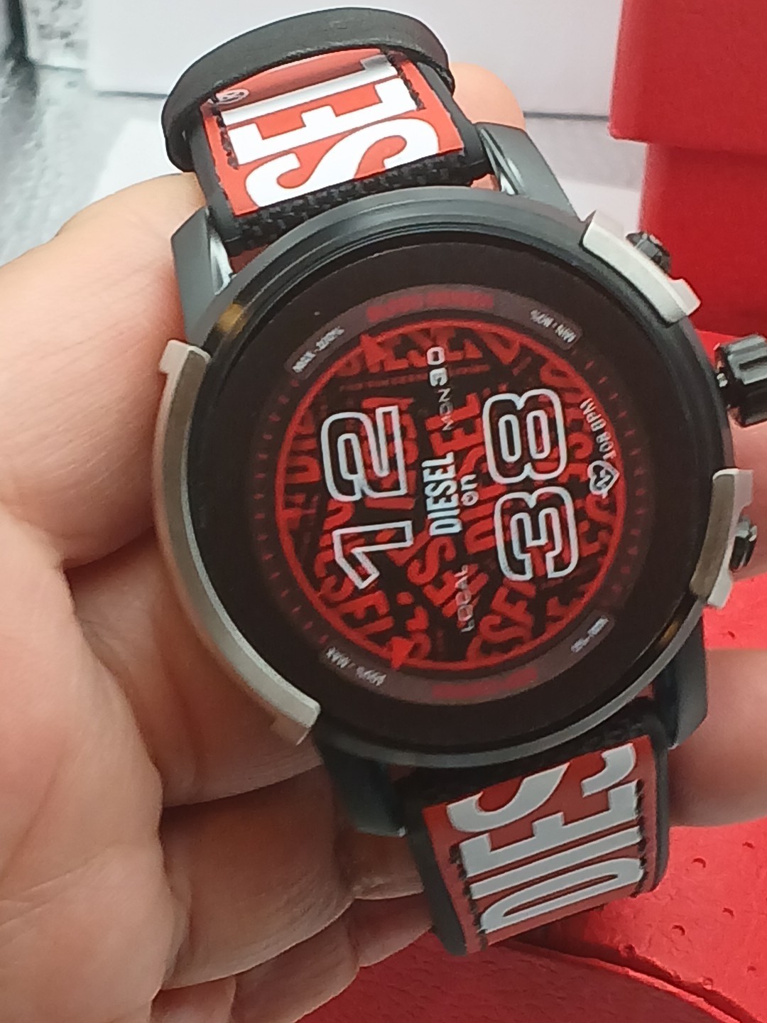Mens Smartwatch DIESEL GRIFFED DZT2041 Silicone Canvar Black Red GEN 6