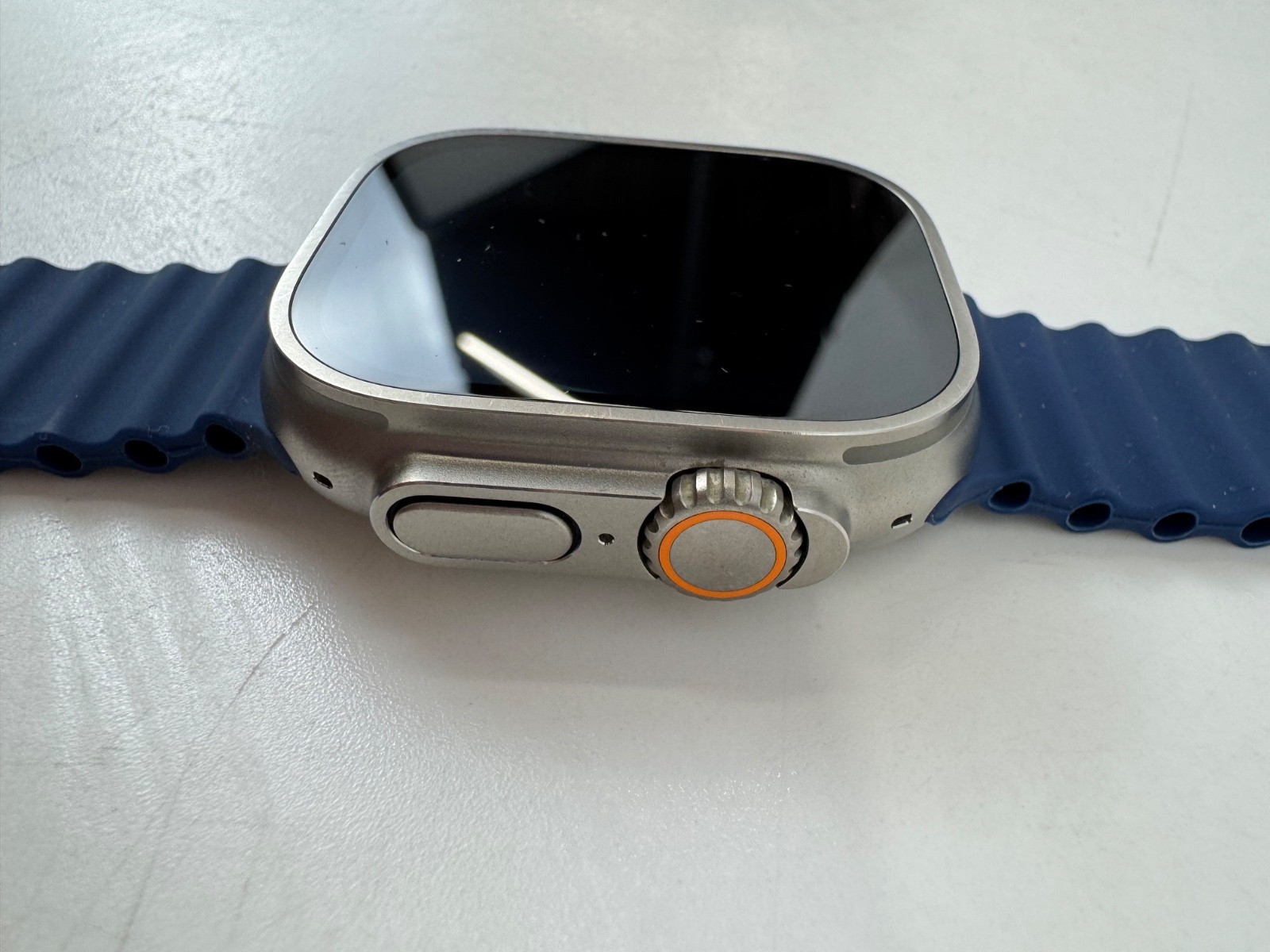Apple Watch Ultra 2 49mm Titanium Case with Ocean Band – Blue