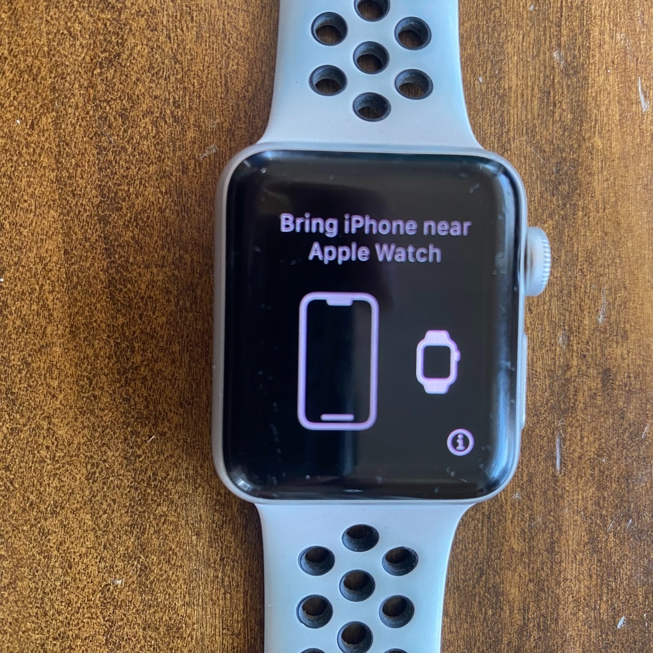 Apple Watch Series 3 GPS 38mm Silver Aluminum A1858 8GB – ready to pair