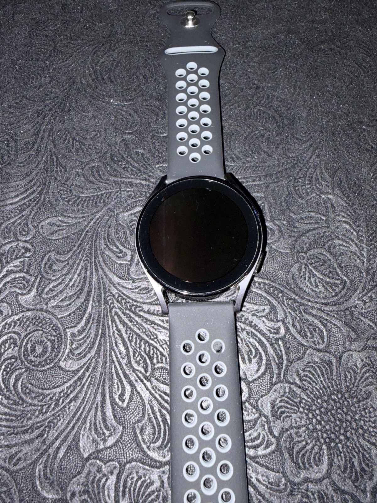Samsung – SM-R905U – Galaxy Watch 5 – 40mm – Bluetooth + WiFi + LTE – Black