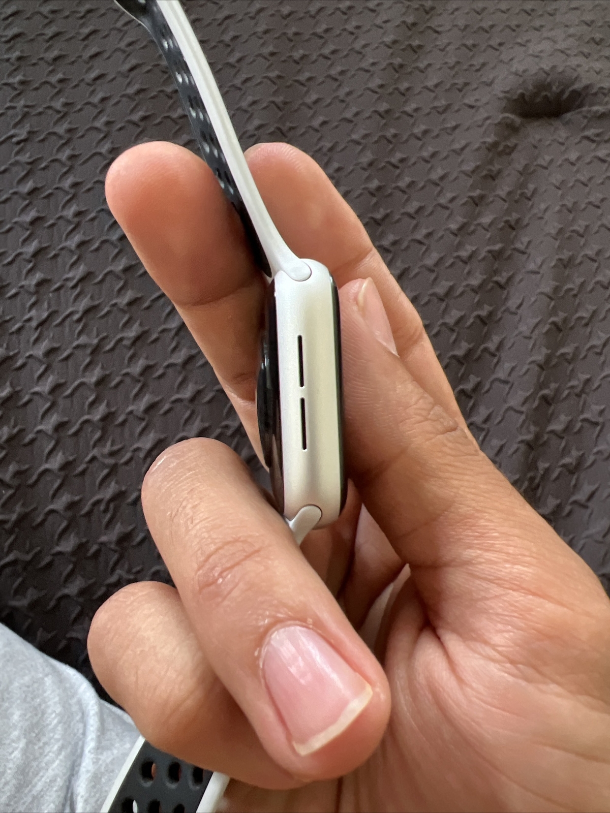 Apple Watch SE Nike 40mm Edition!!! Good Conditions Works Perfect!!