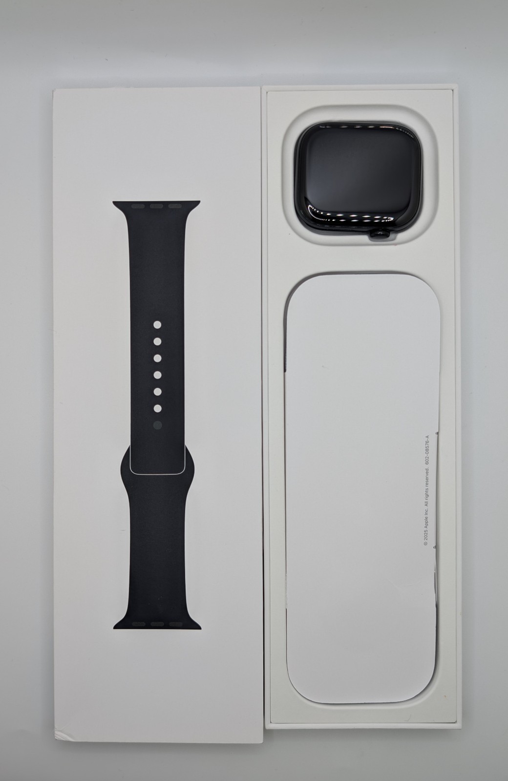 NEW-Apple Watch Series 11 46 mm GPS Black – M/L Black Sport Band MEUX4LW/A.~7FY~