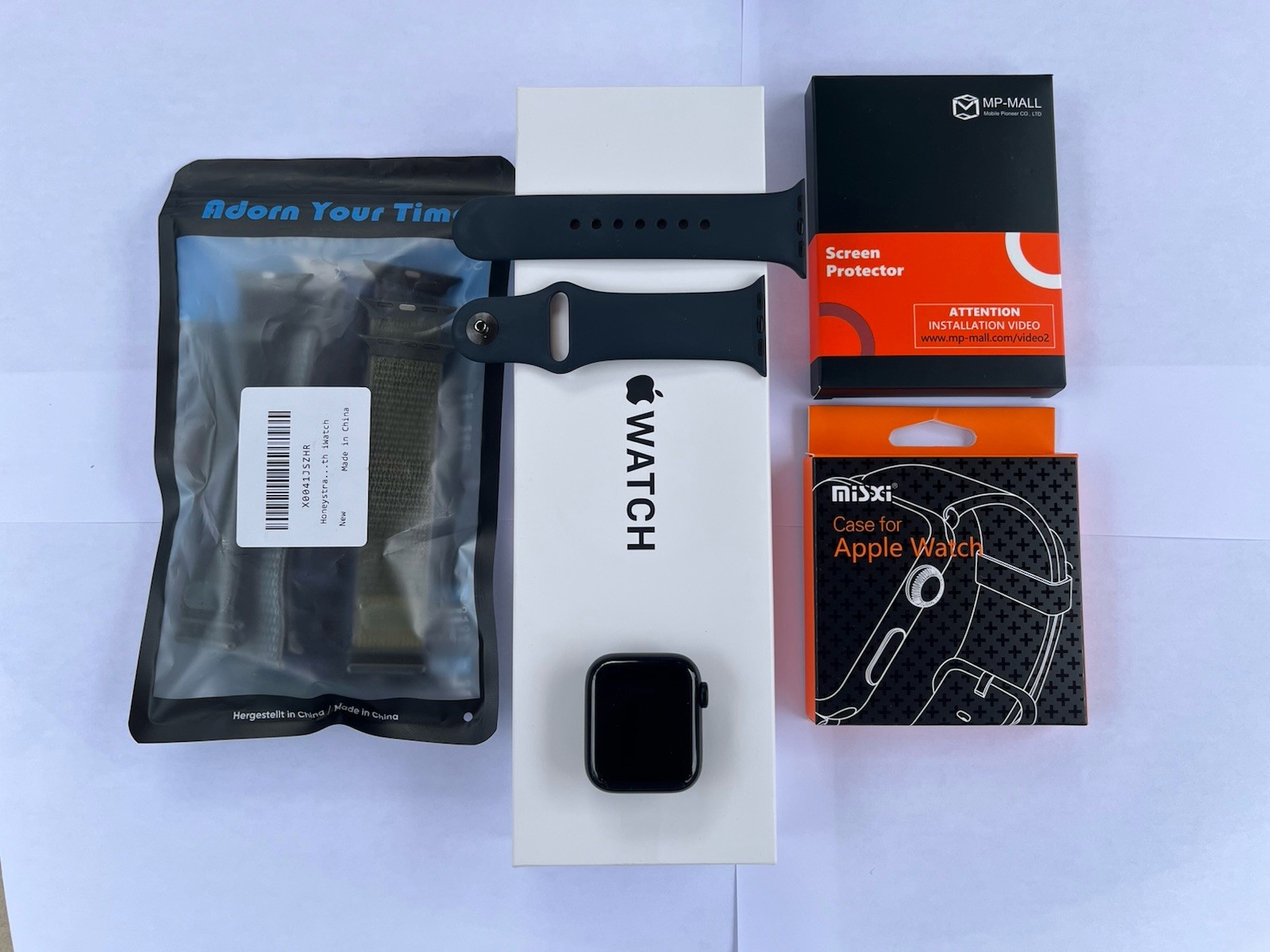 Apple Watch SE (2022) 40mm Midnight Aluminum Case with Sport Band, S/M (GPS +…