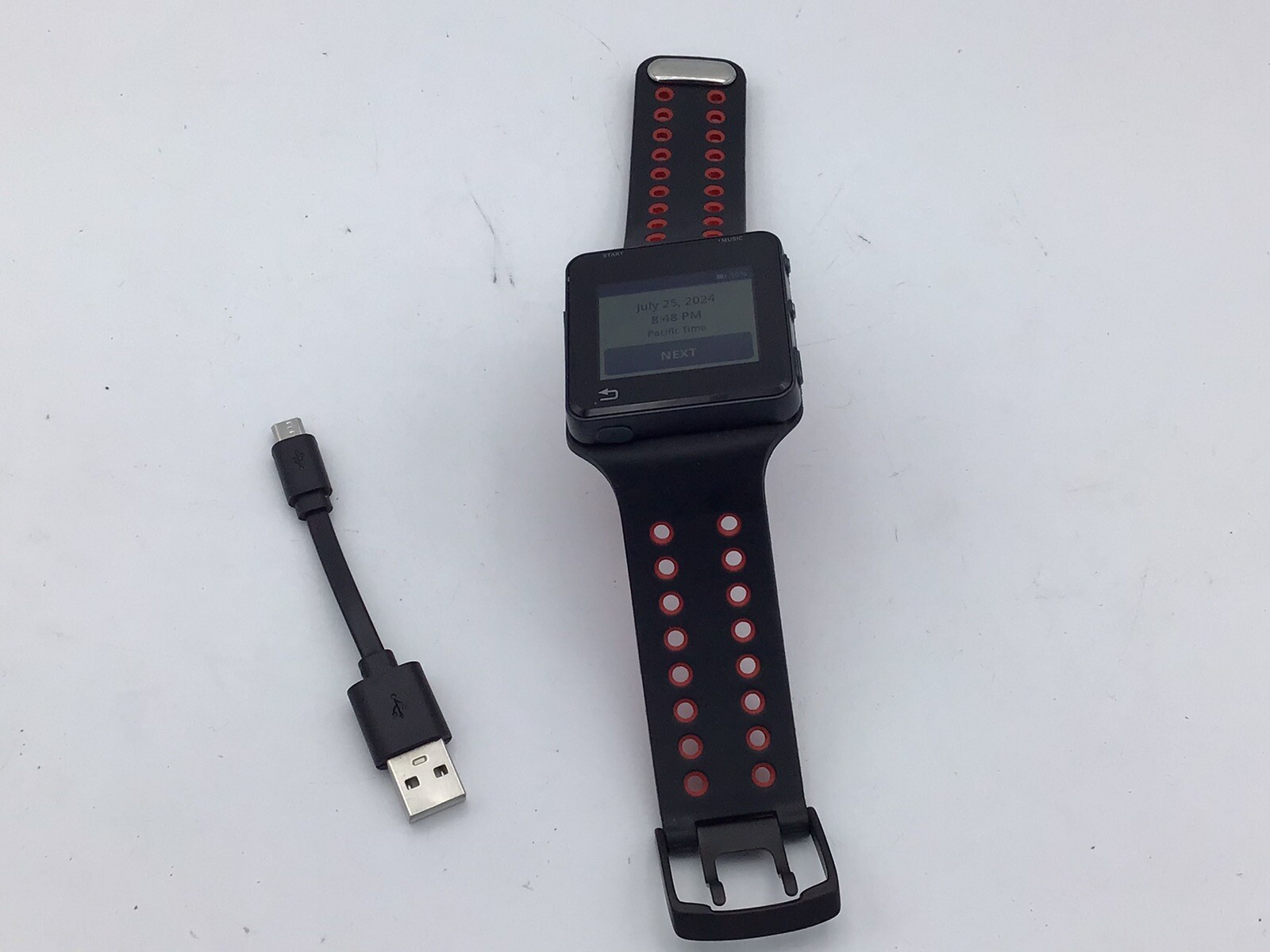 Motorola MOTOACTV 8GB GPS Sports Watch & MP3 Player Power Cord G2