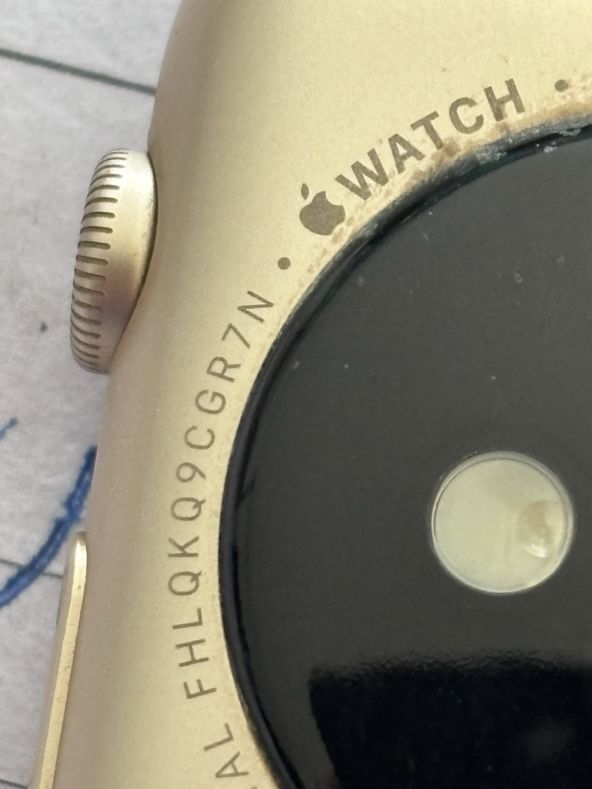 Apple Watch 7000 Series – 42mm – Aluminum – 10N-x Glass – FOR PARTS Gold