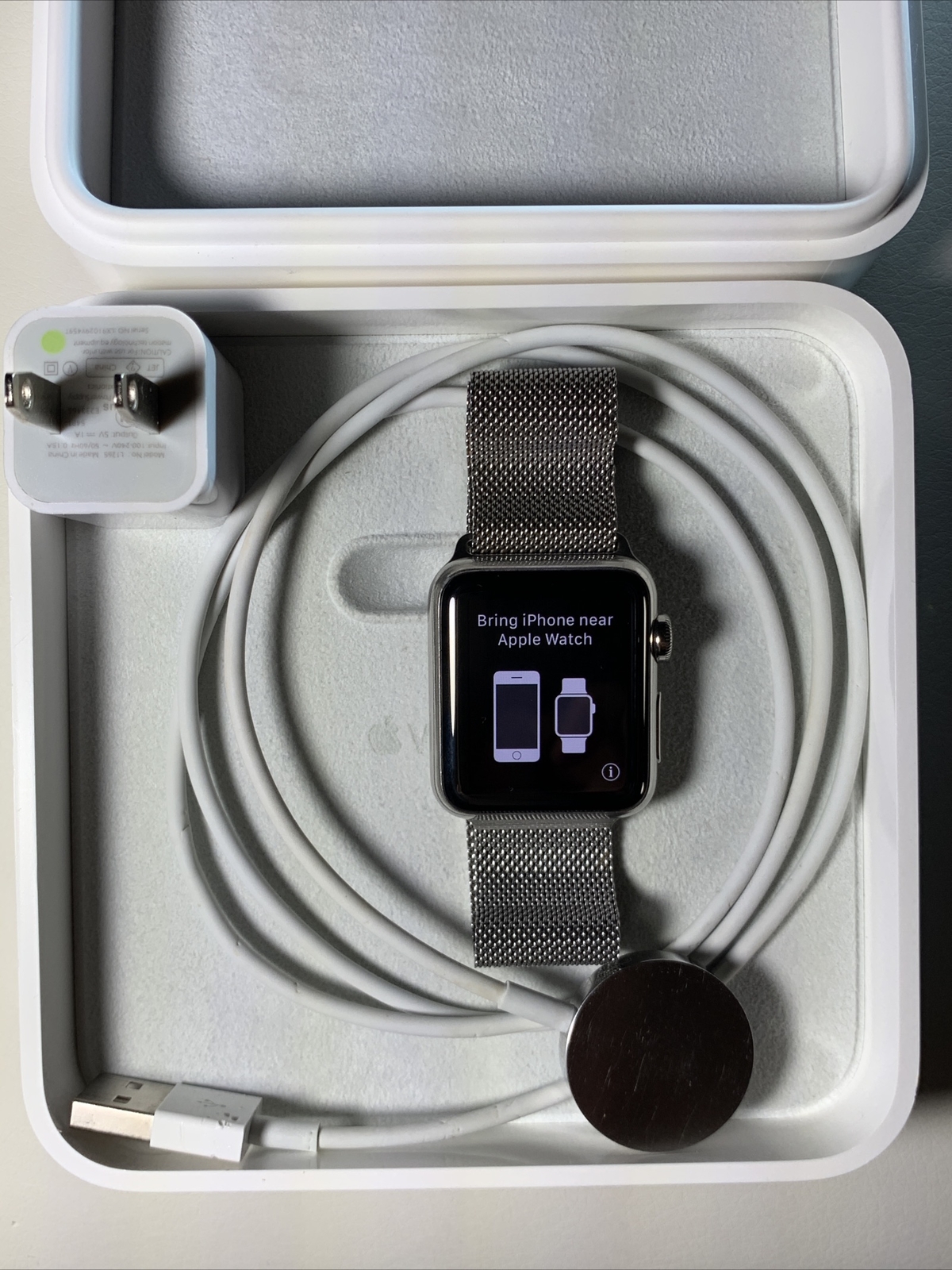 Apple Watch 1st Series 38mm Stainless Steel Case Silver Milanese Loop