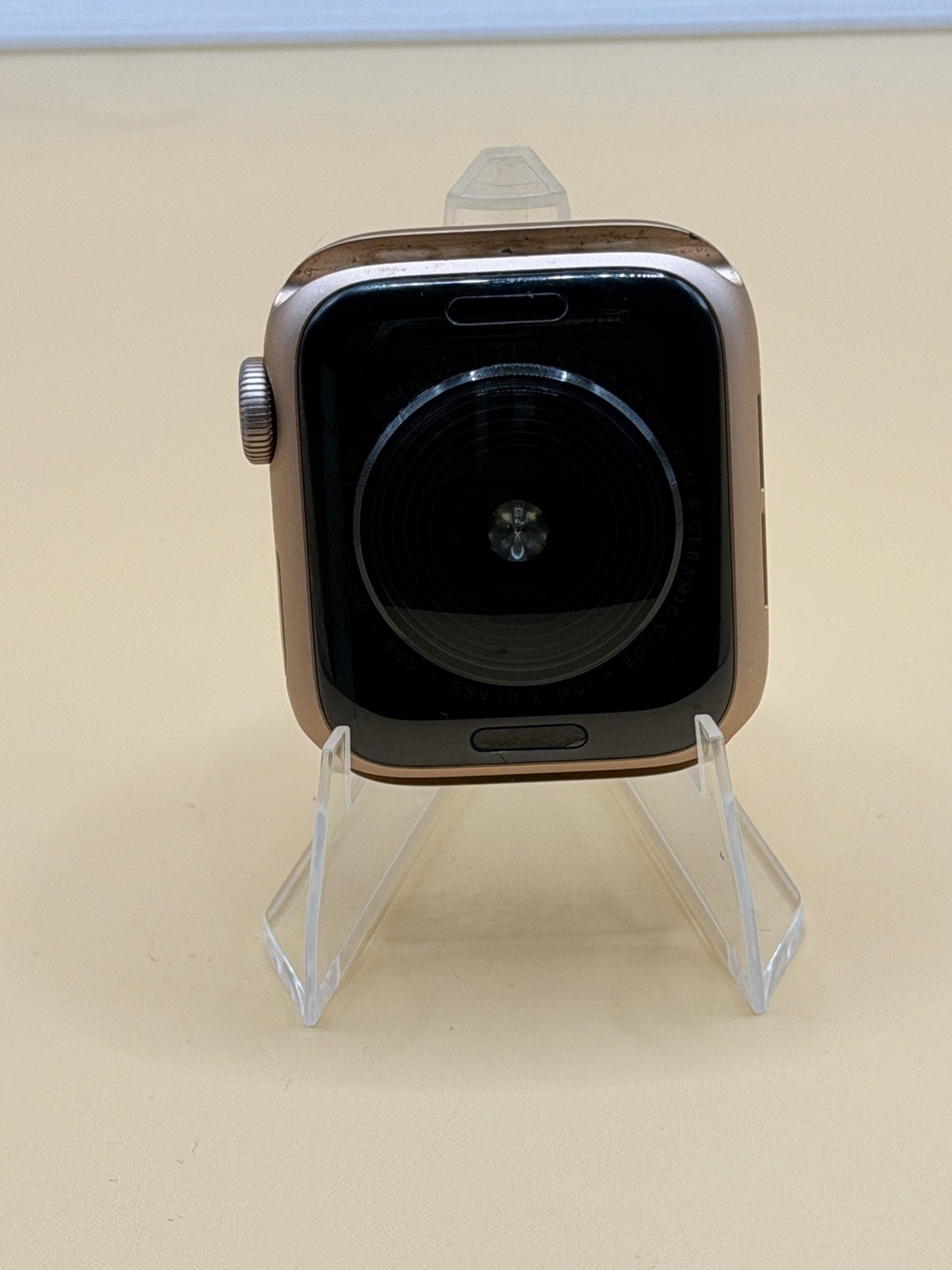 Apple Watch SE (2nd Generation) 40mm Rose Gold Aluminium Case – GPS