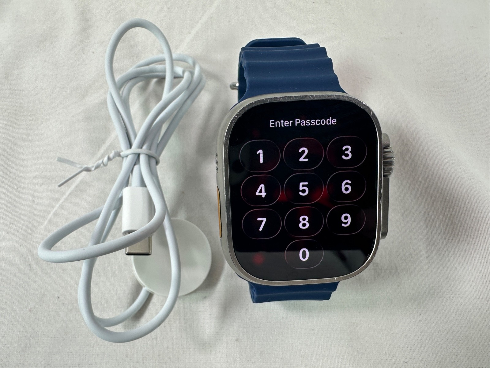 Apple Watch Ultra 1st GPS & Cellular AT&T 49mm Titanium US Version Excellent