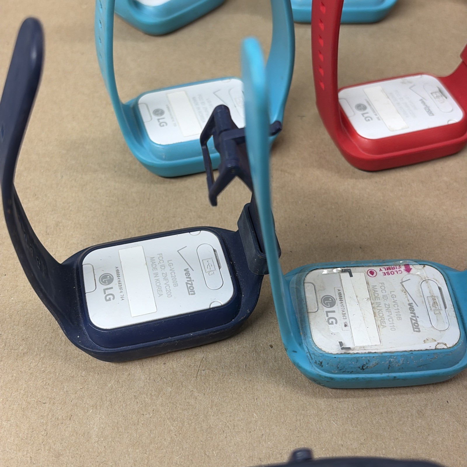 LG Verizon Gizmo Pal / Gadget Lot of 21 Kids Smartwatch LG-VC110 / 200B UNTESTED