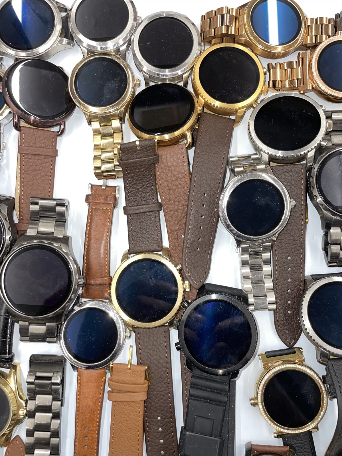 Wholesale watch lot of Fossil/Michael Kors Gen 3 Smart Watch Qty 100 Sku LAN24