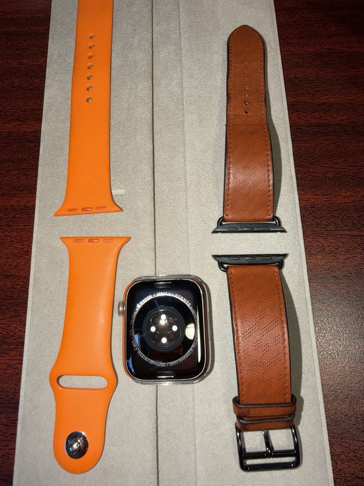 Apple Watch Hermes Series 8 GPS + Cellular, 45mm Silver Stainless Steel Case