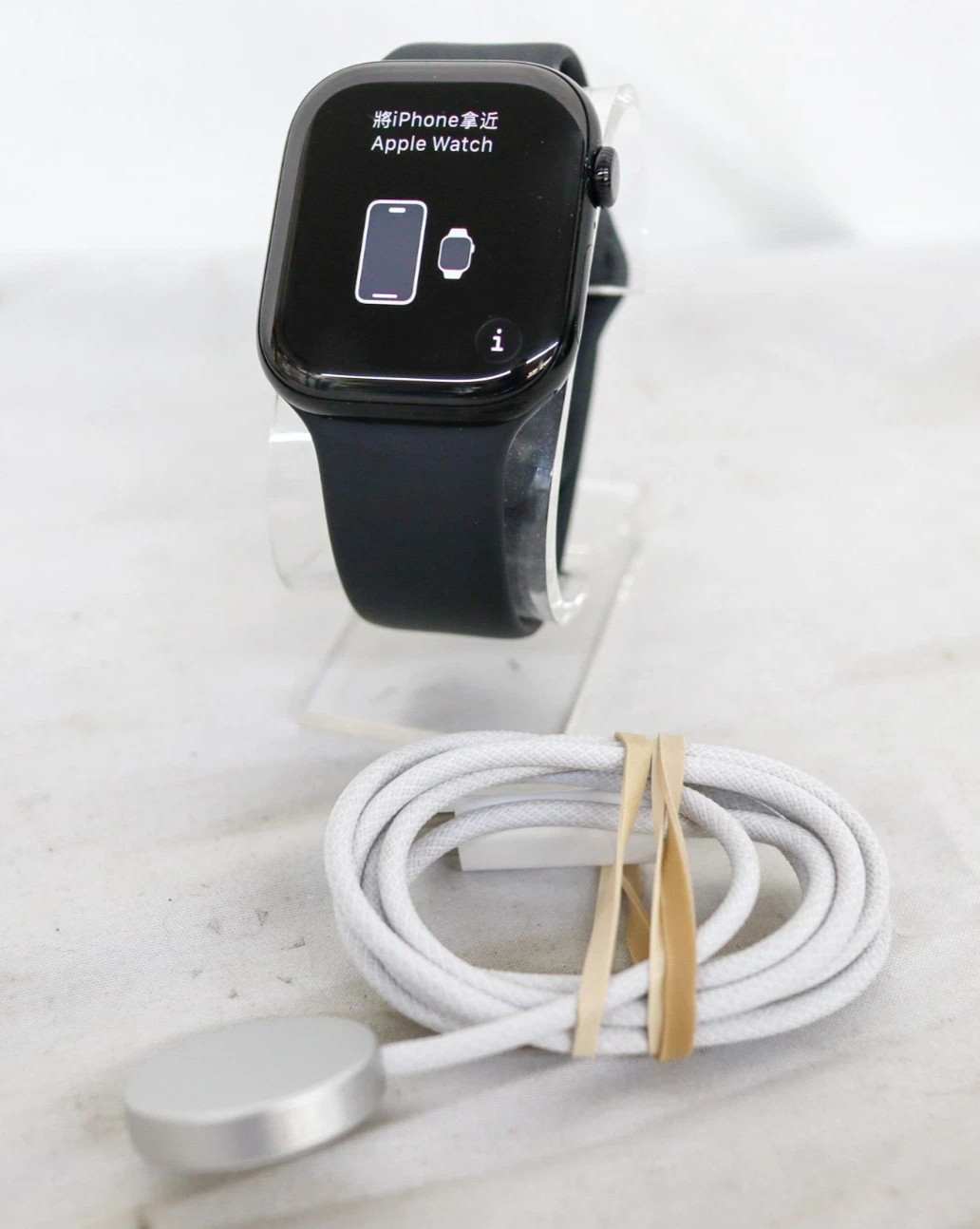 Apple Watch Series 11 46mm GPS Jet Black Case w Black Sport Band M/L MEUX4LW/A