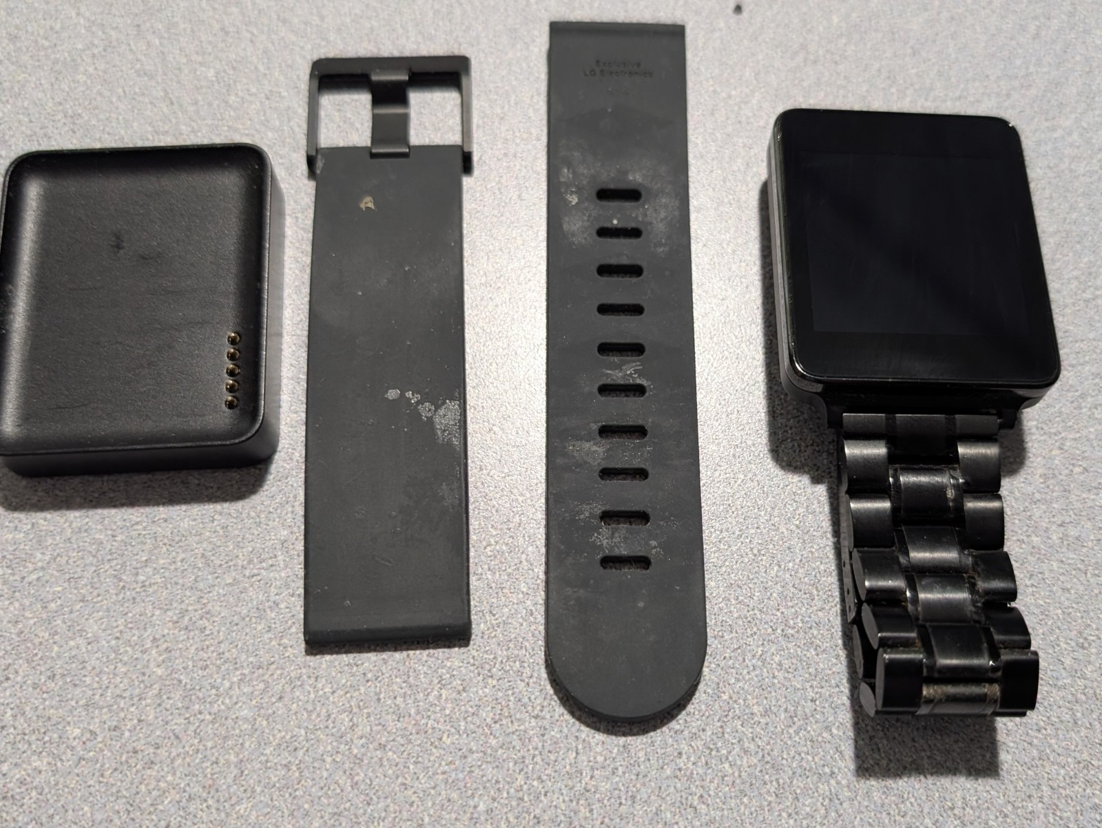 LG G Watch W100 – First Gen Android Wear Collector’s Item – Metal Link Band