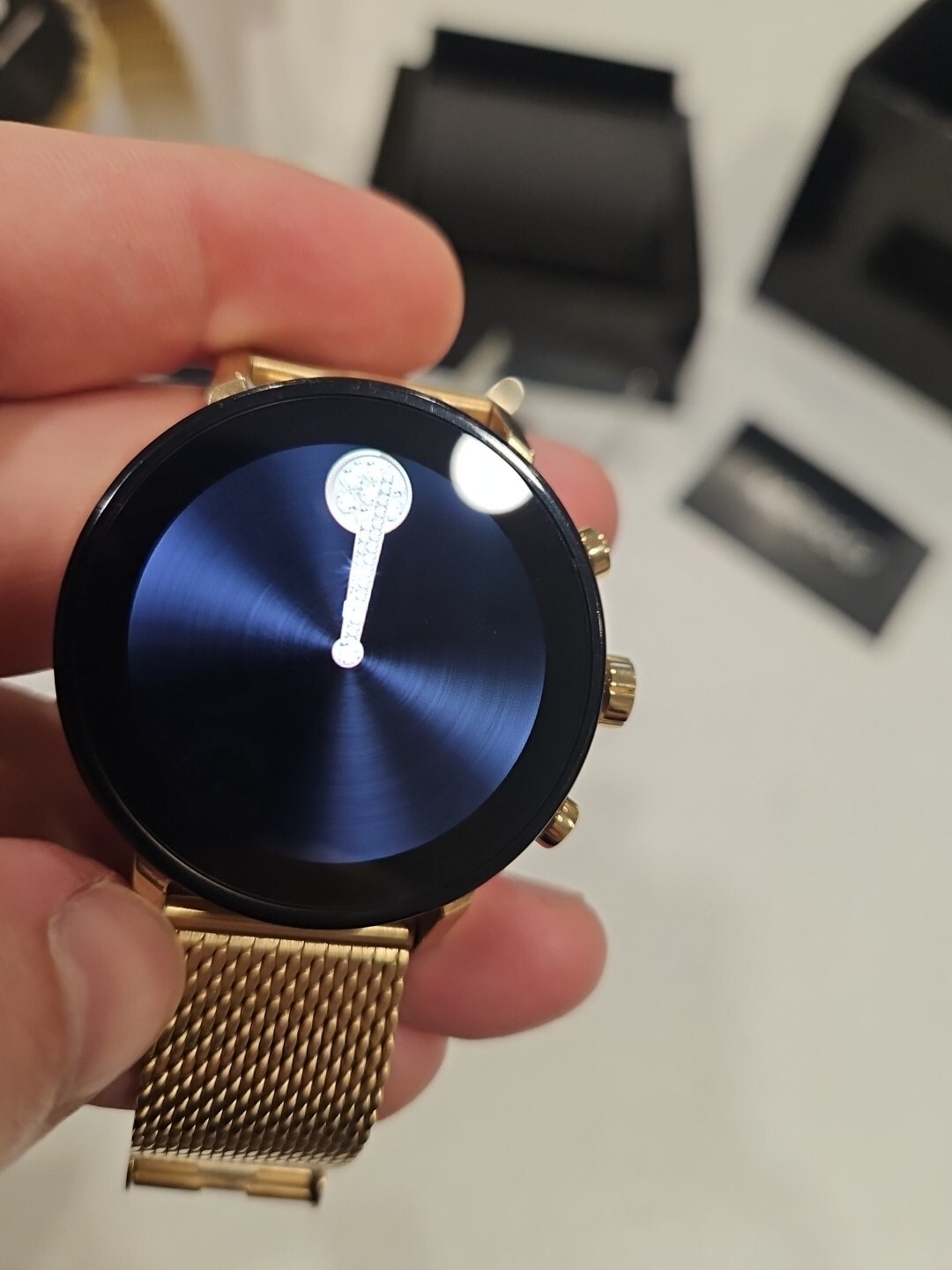 Movado Connect 2.0 Unisex 40mm Digital Smartwatch Yellow Gold Mesh S (PD7009290)