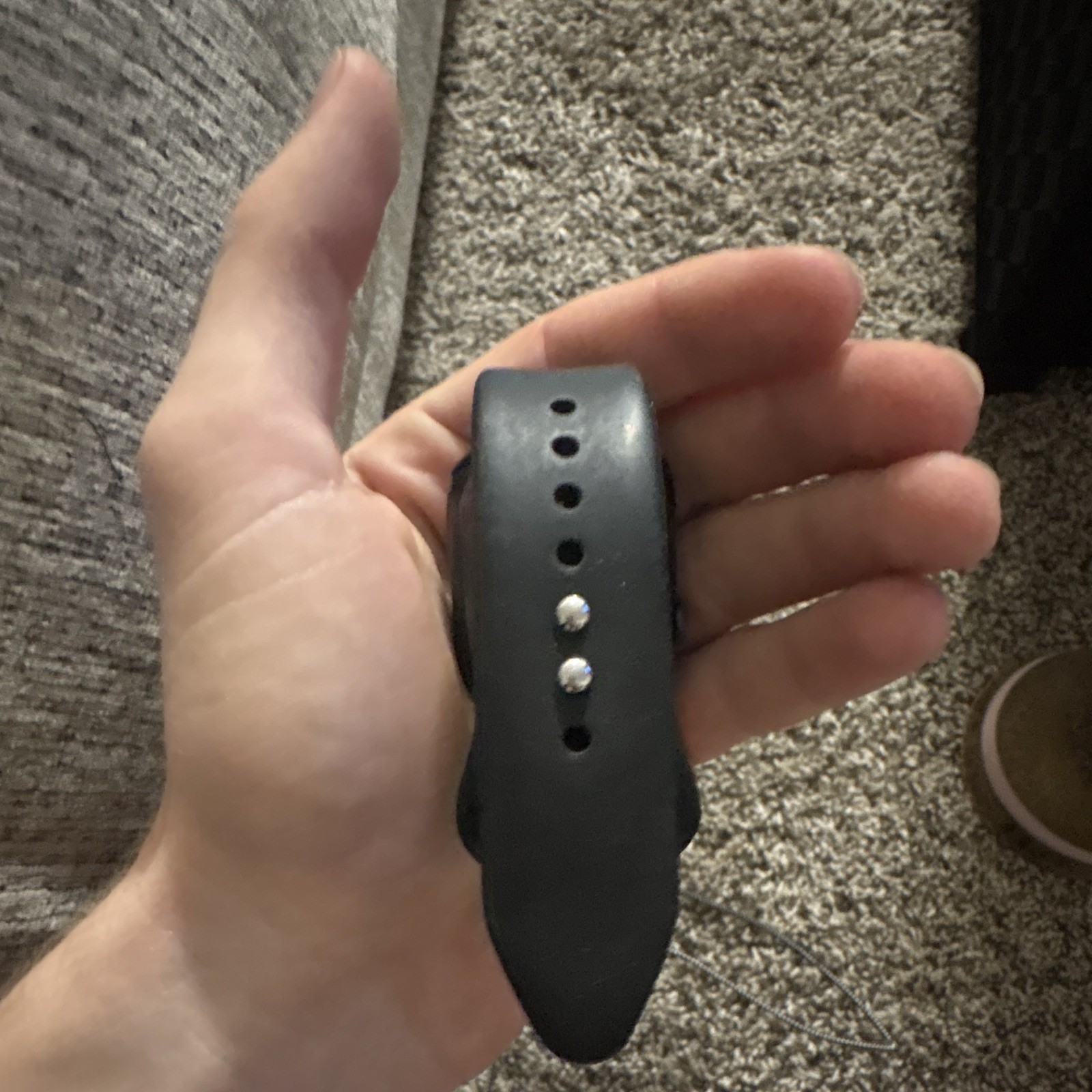 Apple Watch Series 4 44mm Black Aluminum Case Silicone Band HR Monitor 16GB