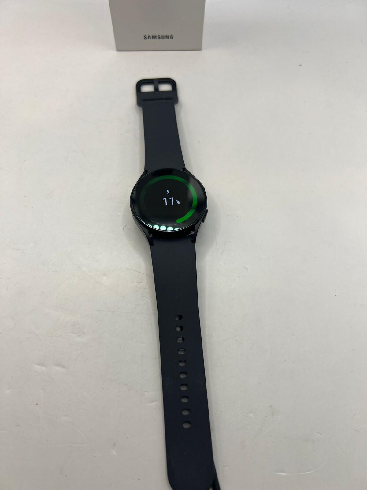 Samsung Galaxy Watch5 SM-R900 40mm Gray Aluminum Case with Graphite Sport…