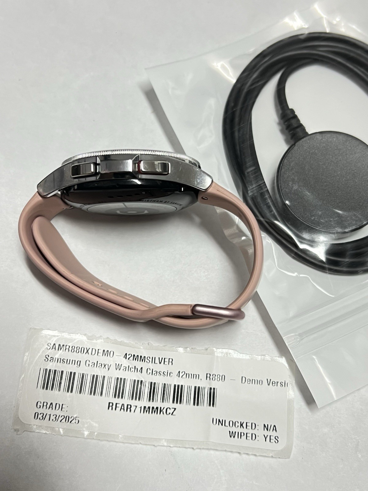 Samsung Galaxy Watch 4 Classic 42mm Bluetooth Smartwatch SM-R885NZKAXAA