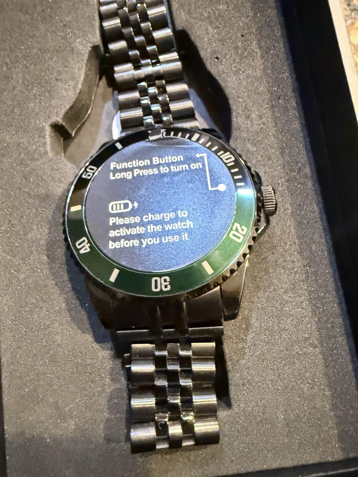 Souyie Smart Watch with Bluetooth Call,1.19-inch AMOLED Display Green Bezel