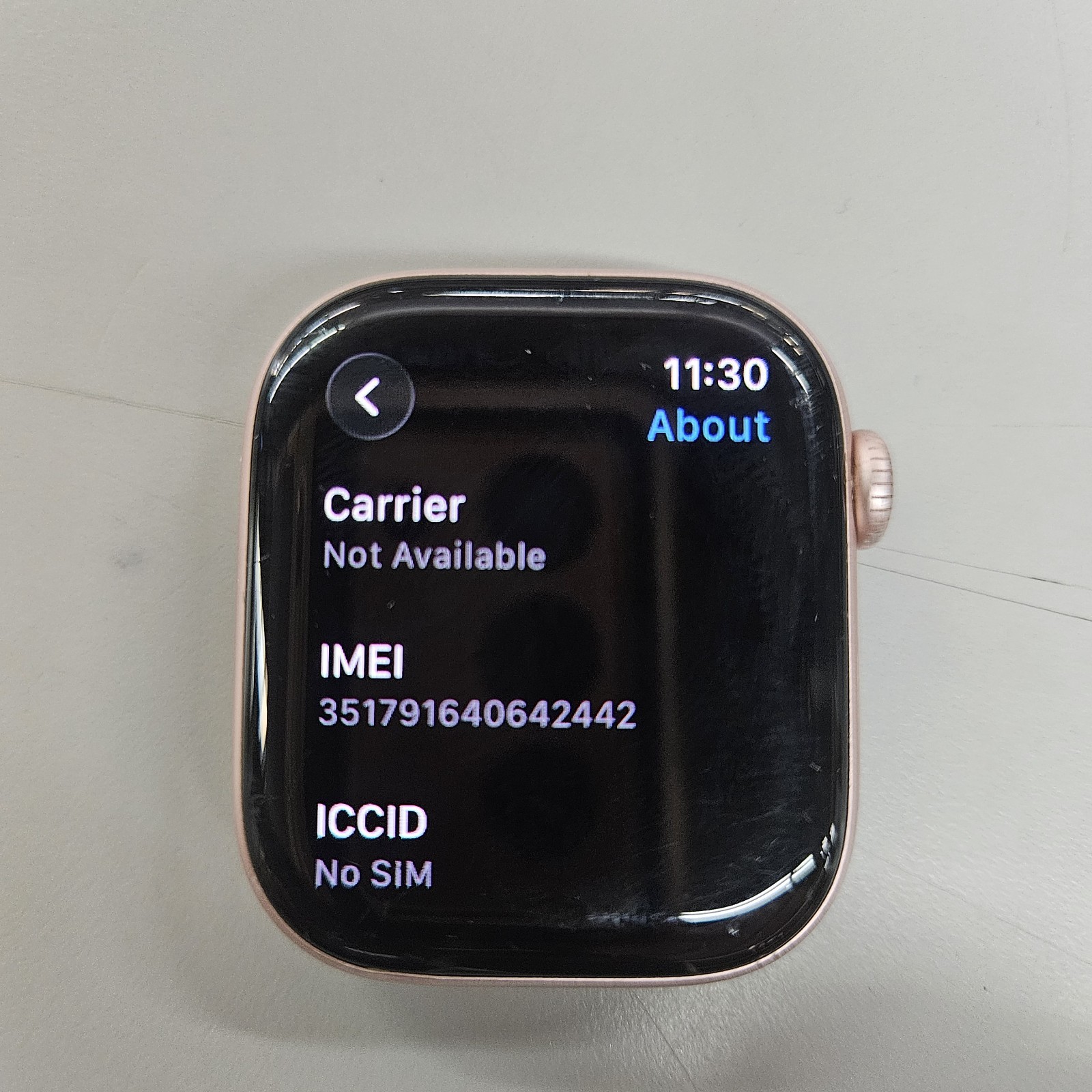 Apple Watch Series 10 42mm Rose Gold with Black Sport Band Battery H. 97%
