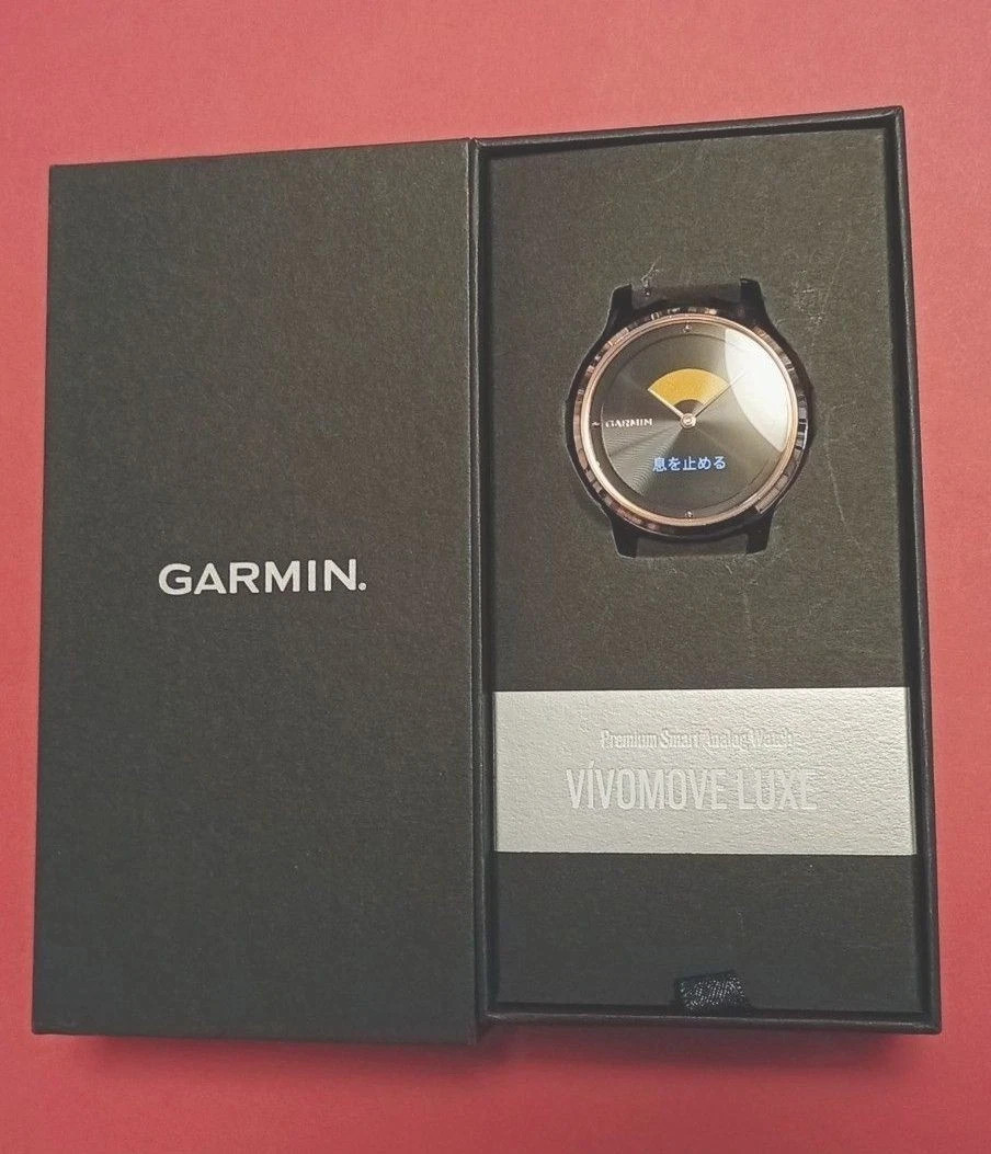 GARMIN vivomove Luxe 18K Rose Gold PVD Milanese – Hybrid Smartwatch (JP)