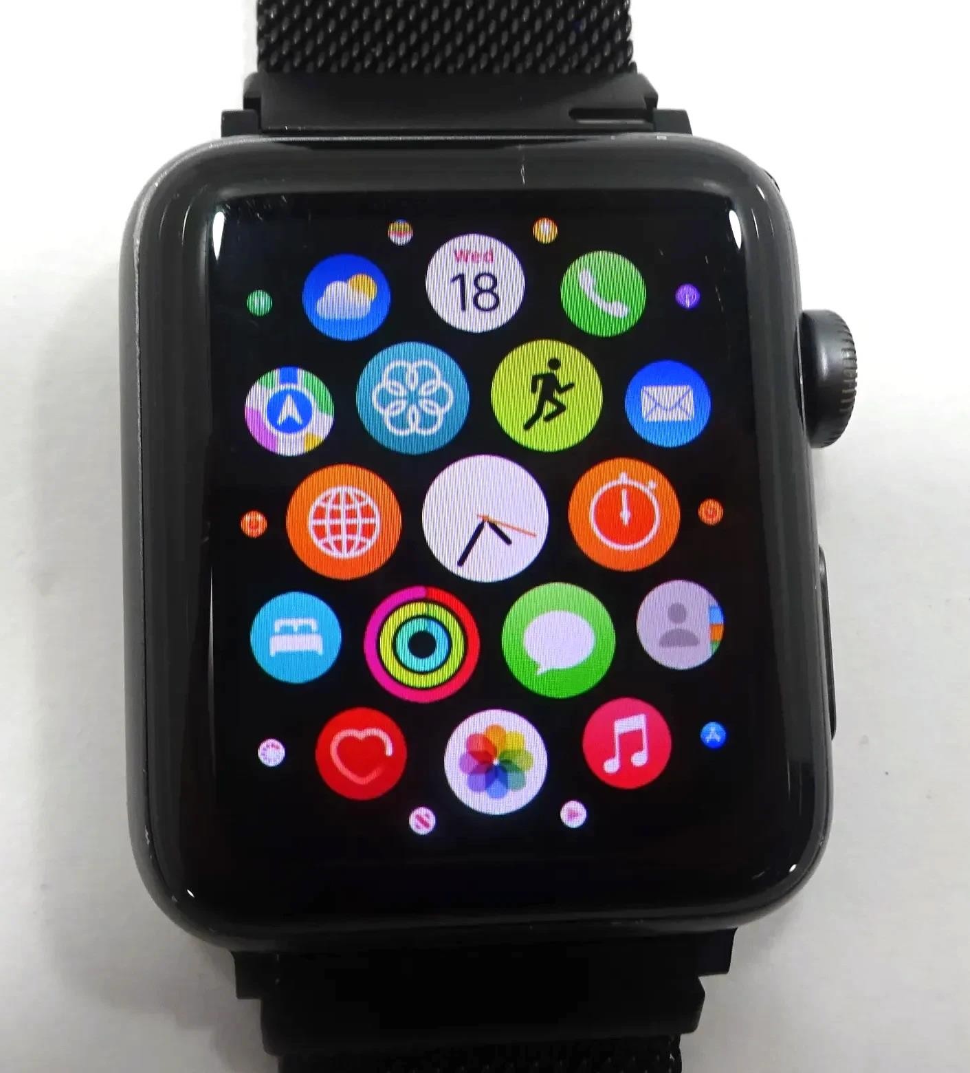 APPLE Watch Series 3 GPS – 42MM Aluminum Case A1859 – Black