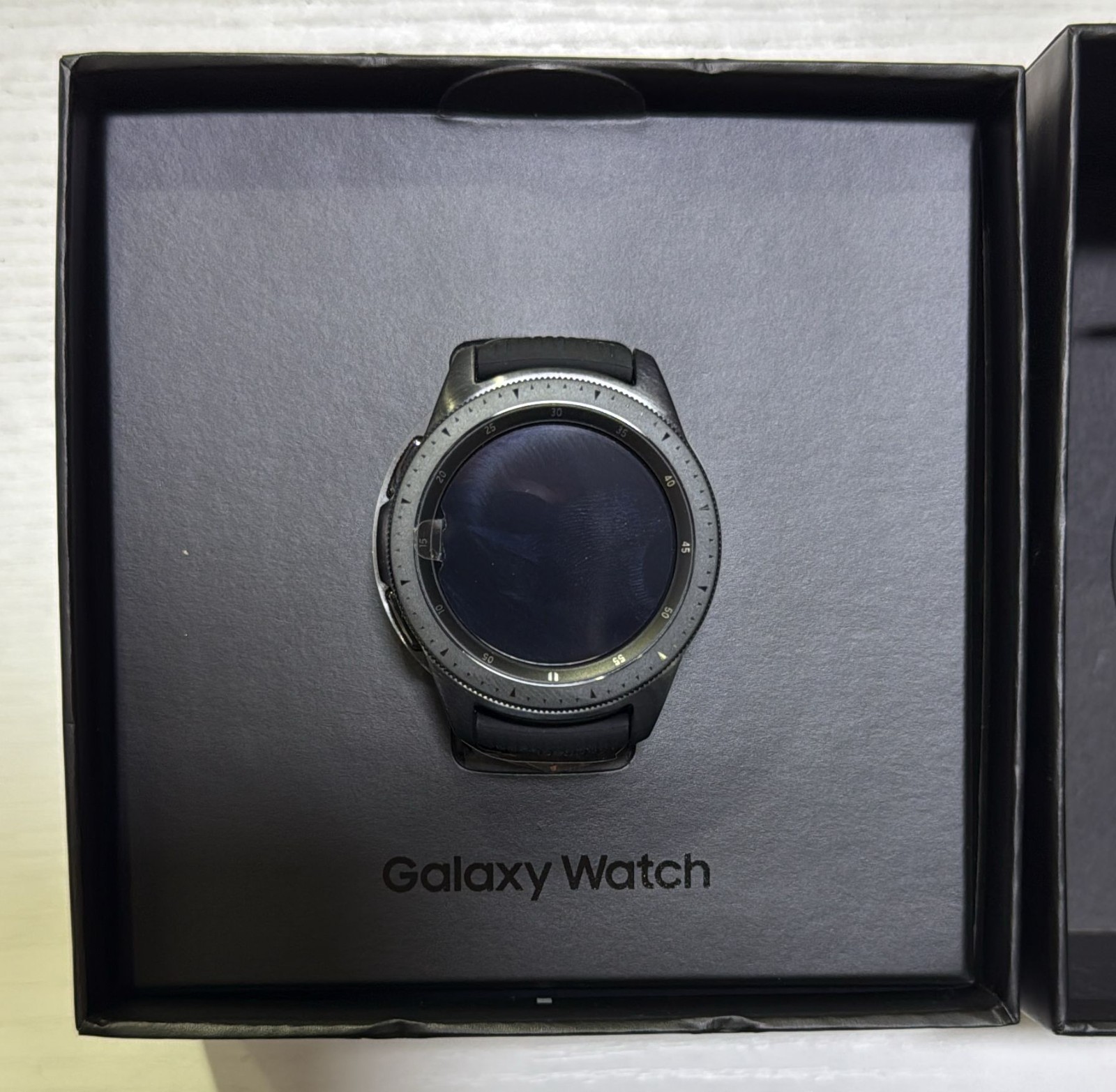 Samsung Galaxy Watch 42mm Classic Buckle GPS/Bluetooth- SM-R810 – Midnight Black